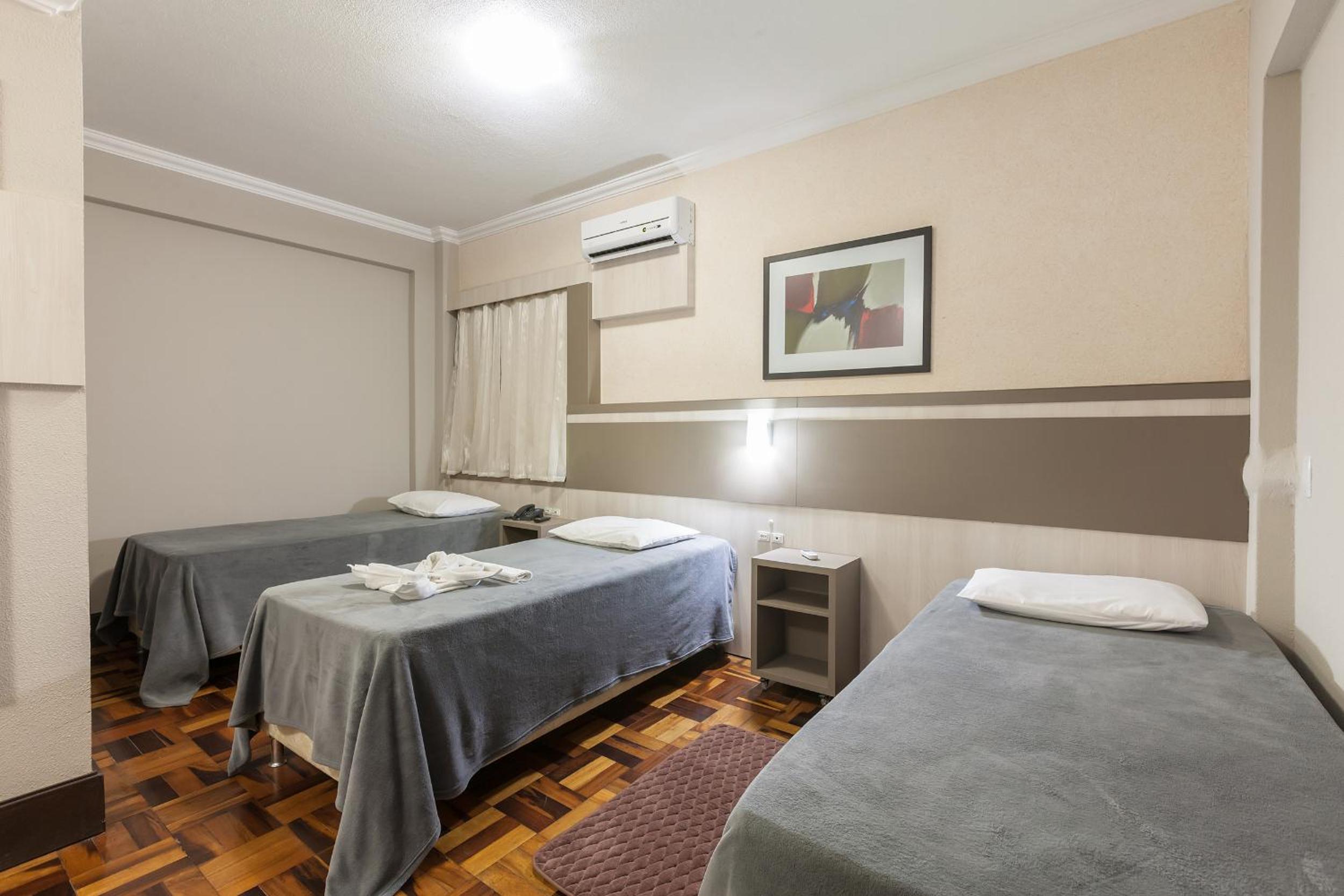 Deluxe Triple Room