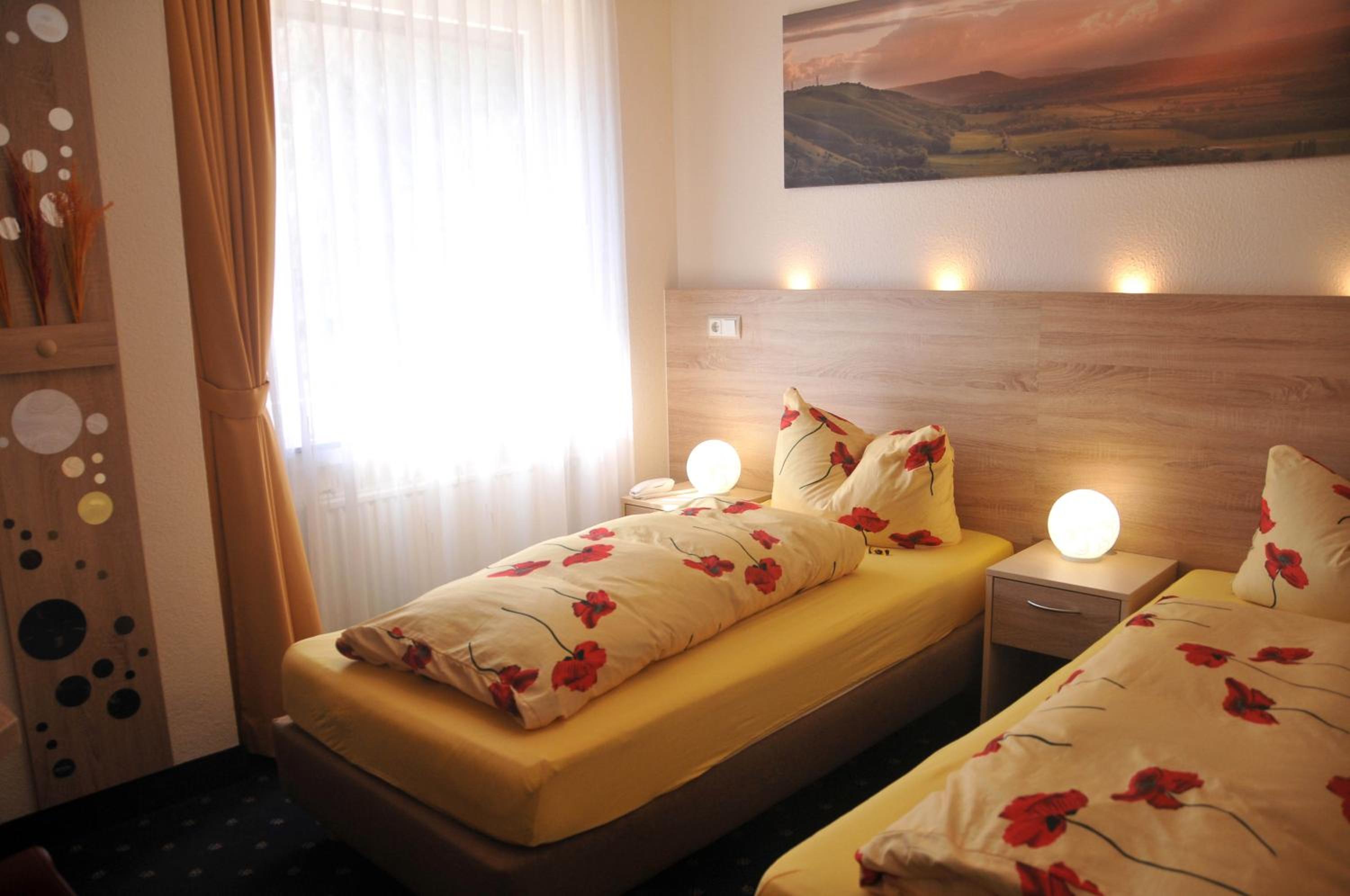 Small Twin Room photo 3