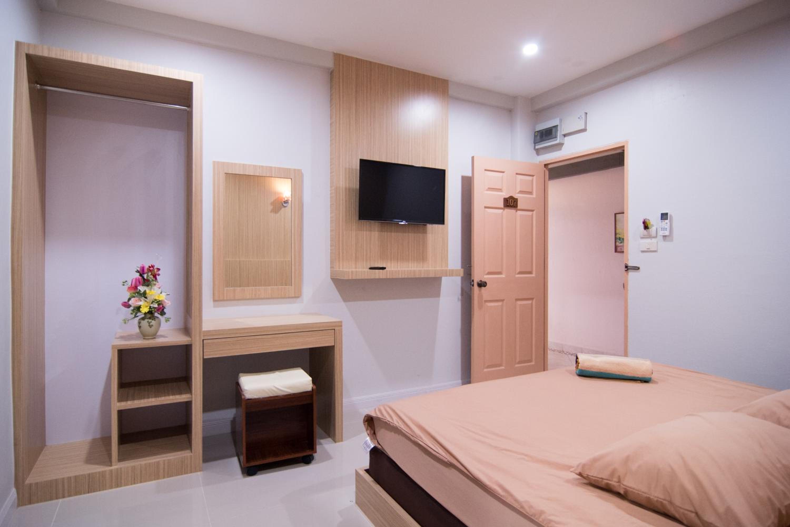 Standard Apartment - Photo 14