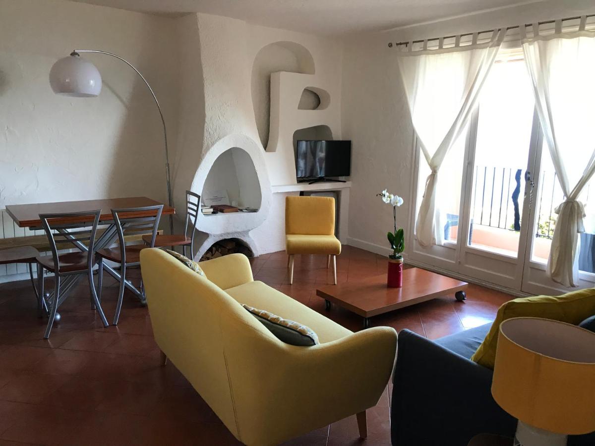 Apartment with Sea View photo 1