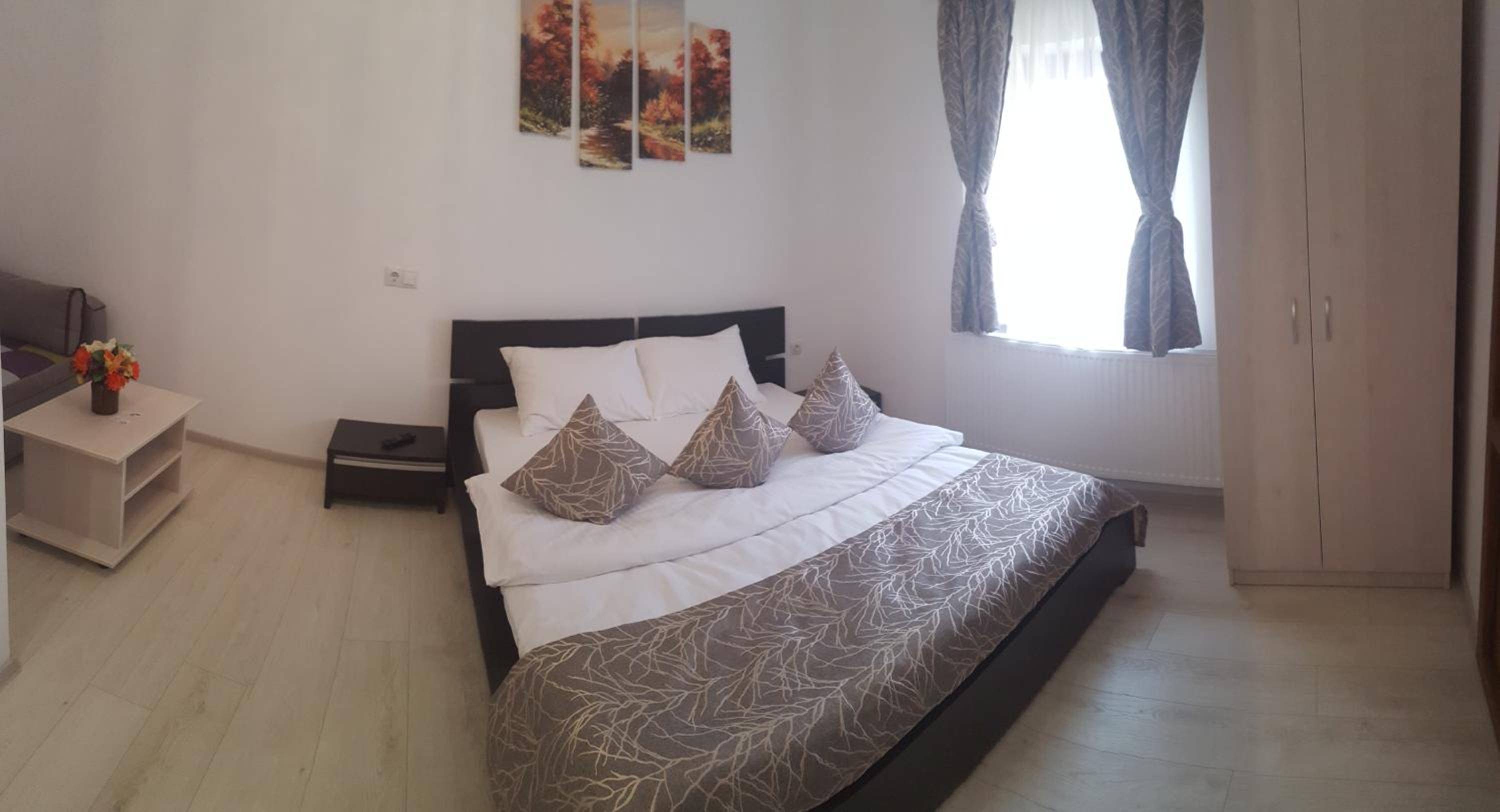 Standard Family Room - Photo 1