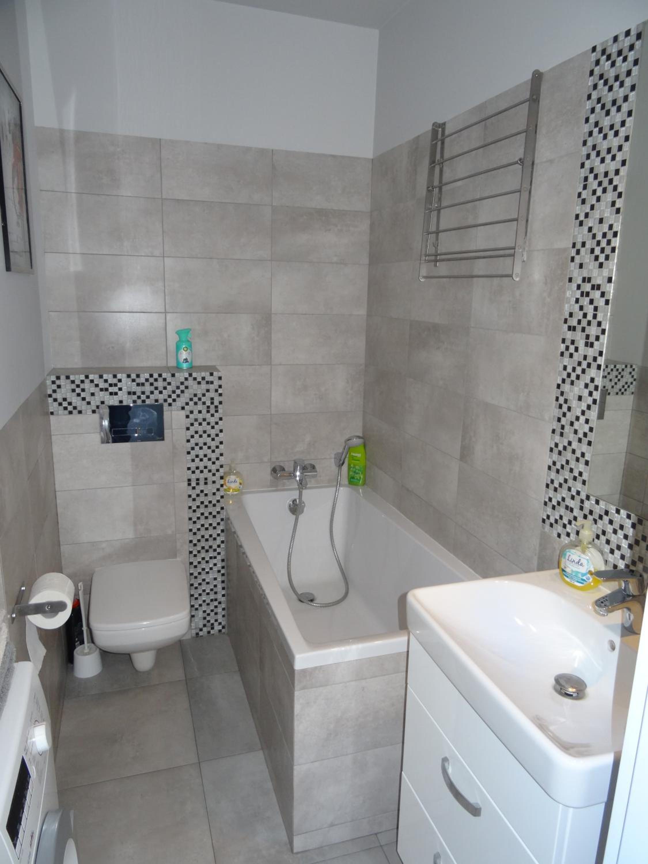 Studio Apartment - Photo 11