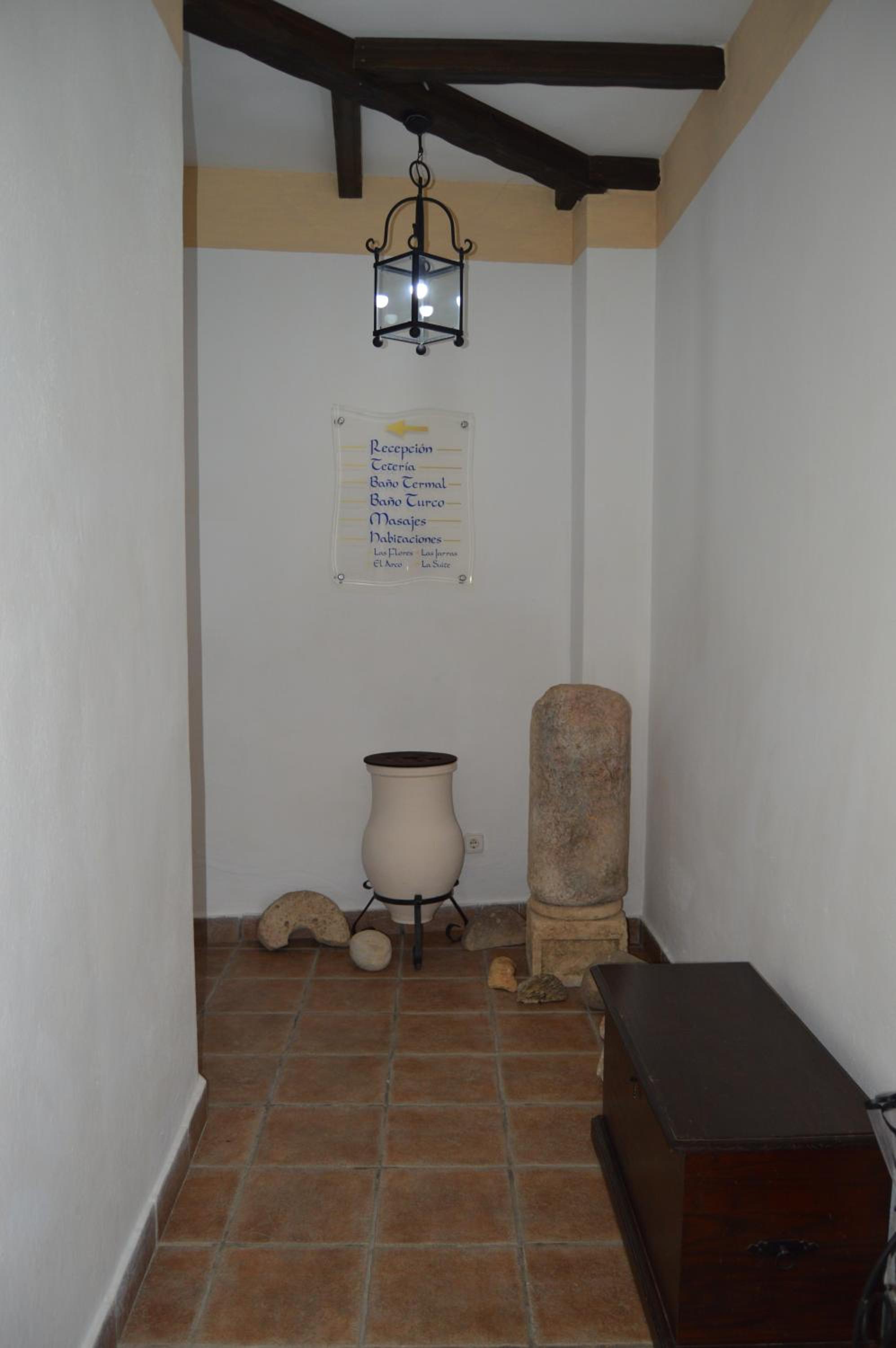 Apartment with Terrace - Photo 44