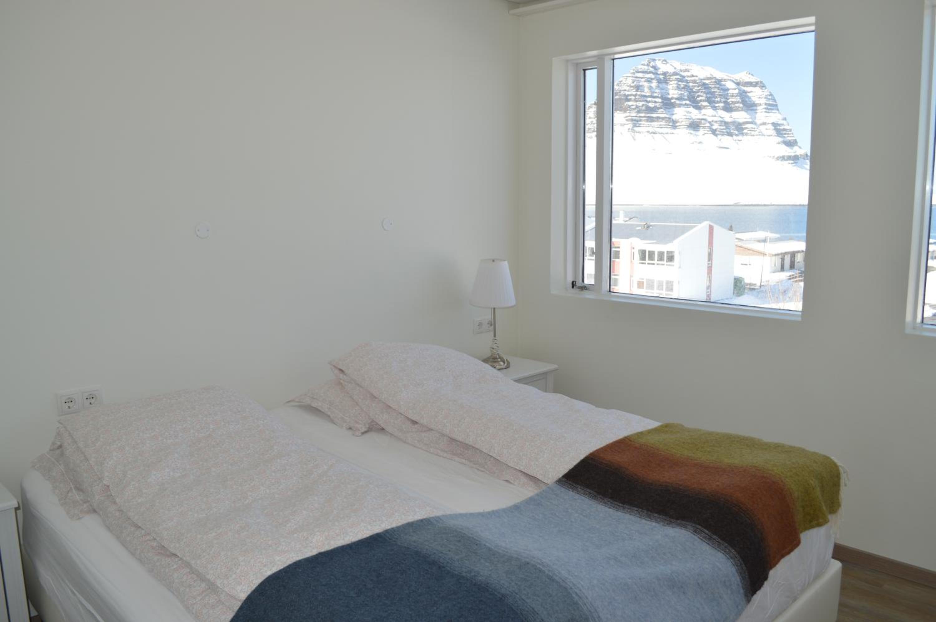 Double or Twin Room with Private Bathroom - Photo 5