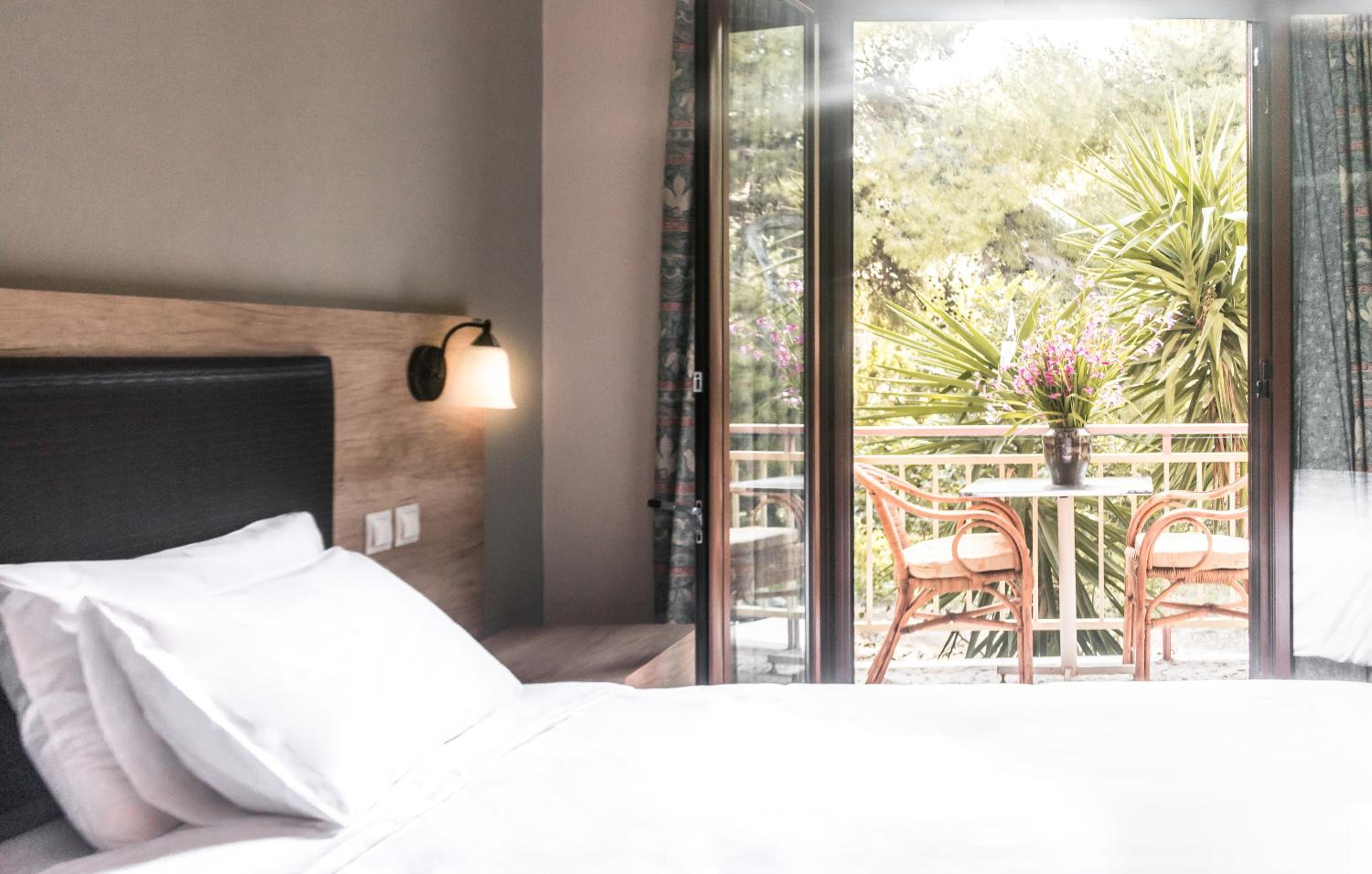 Double Room - Photo 1