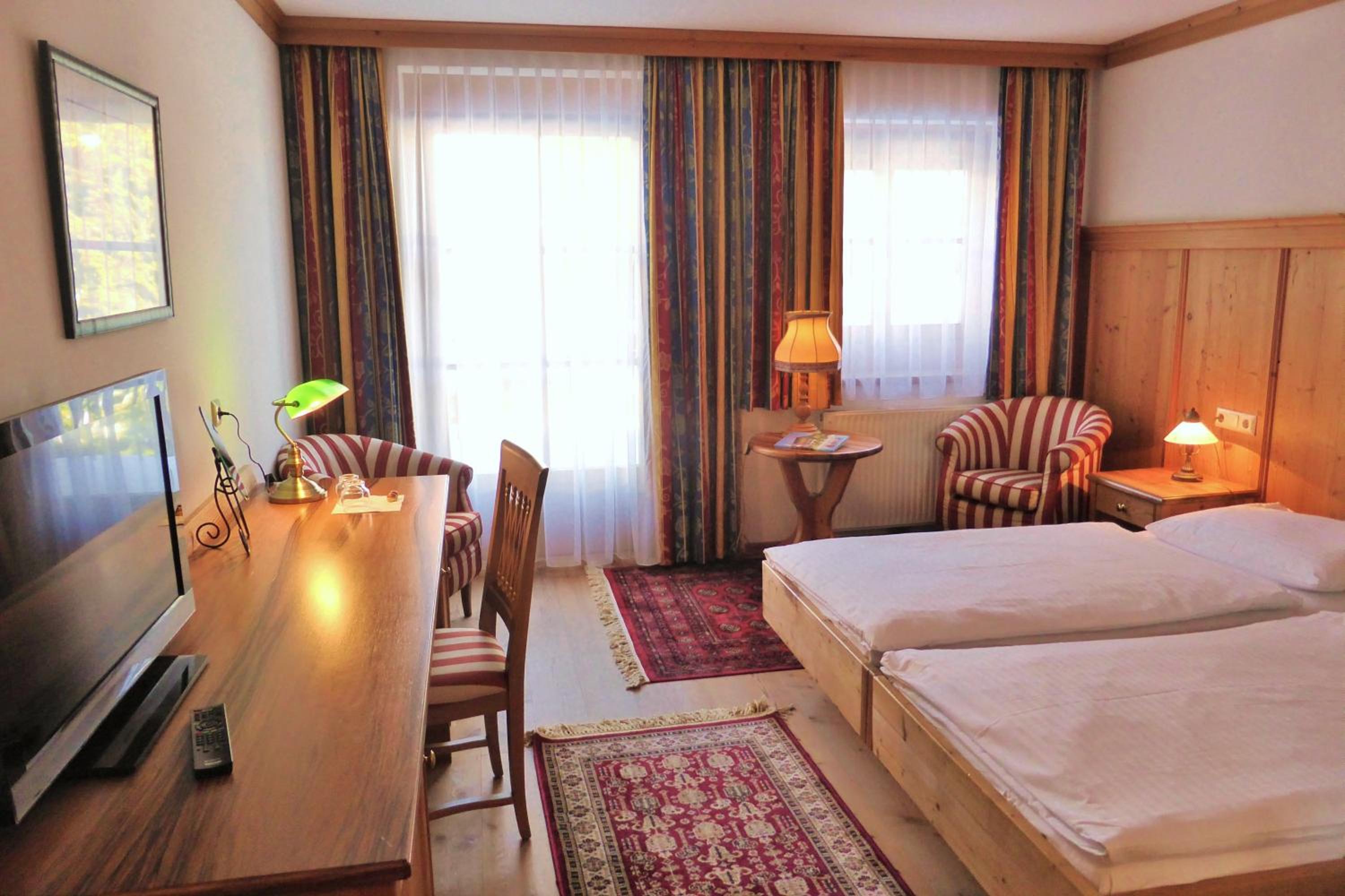 Double or Twin Room - Photo 2