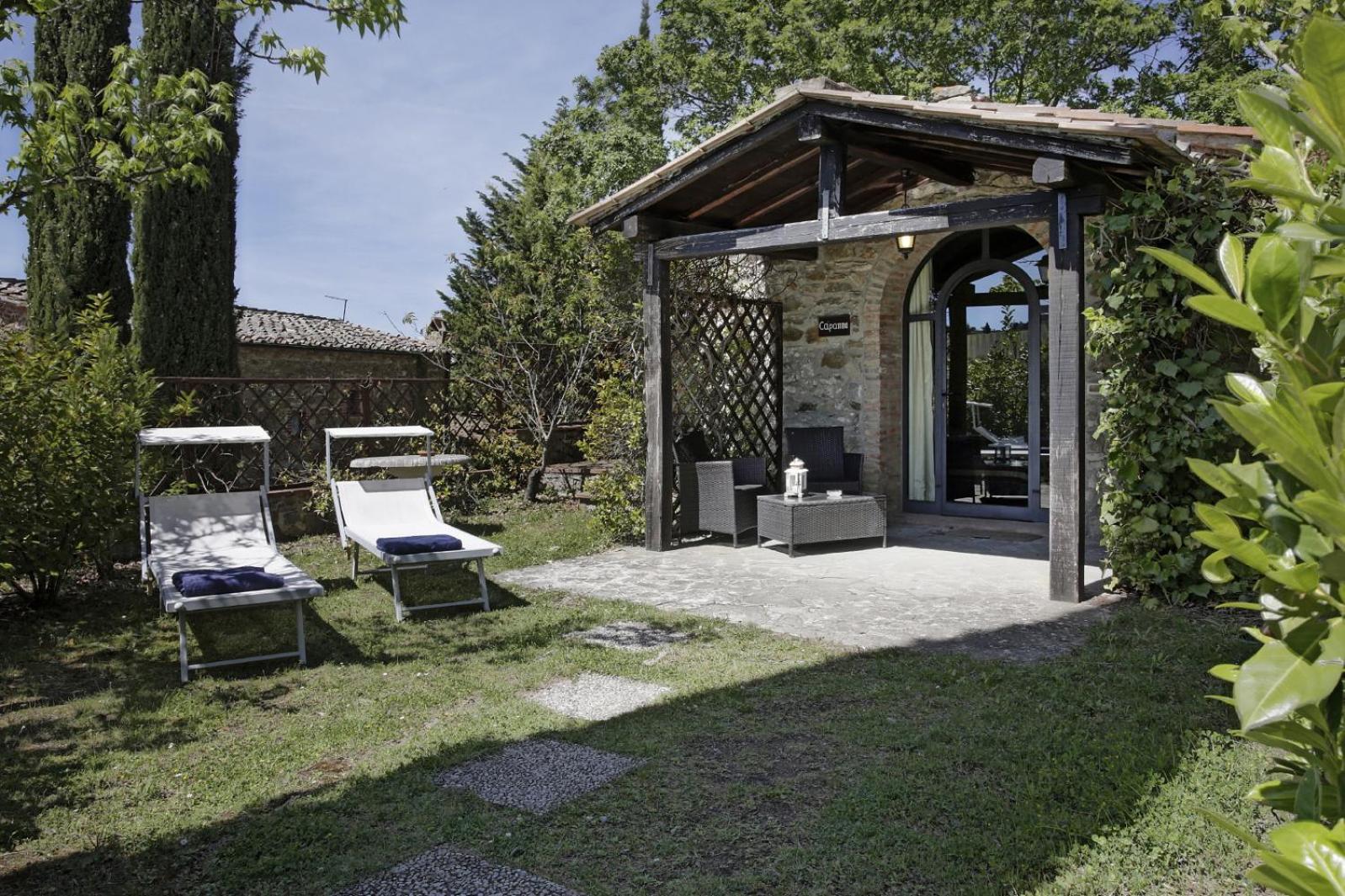 Deluxe Double Room with Garden View - Photo 24