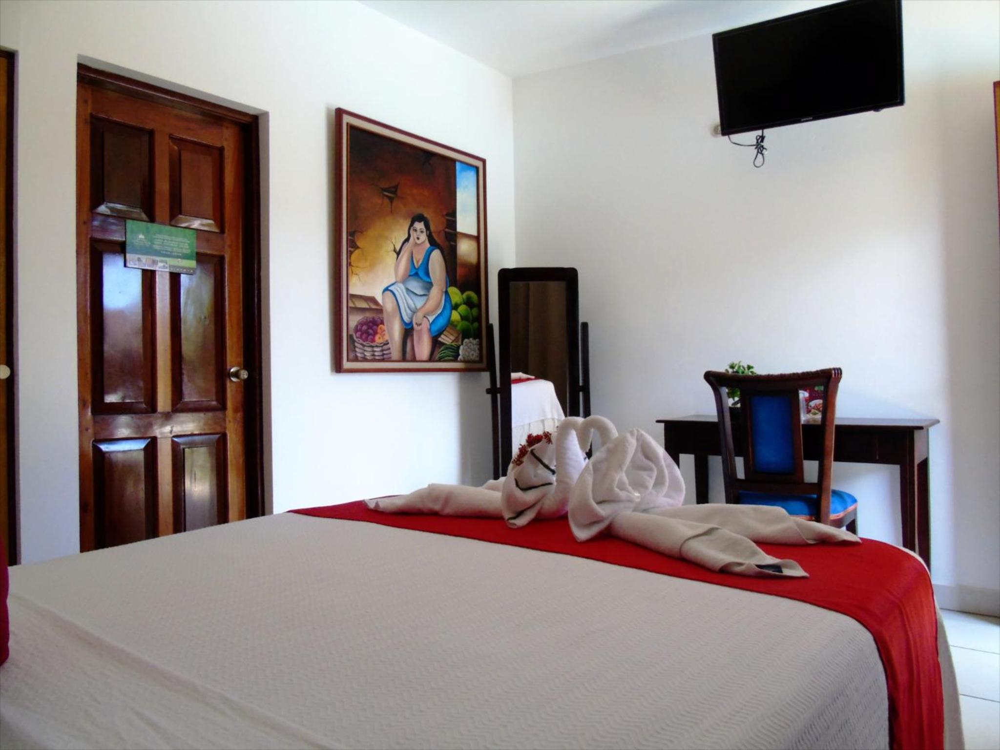 Standard Queen Room photo 2