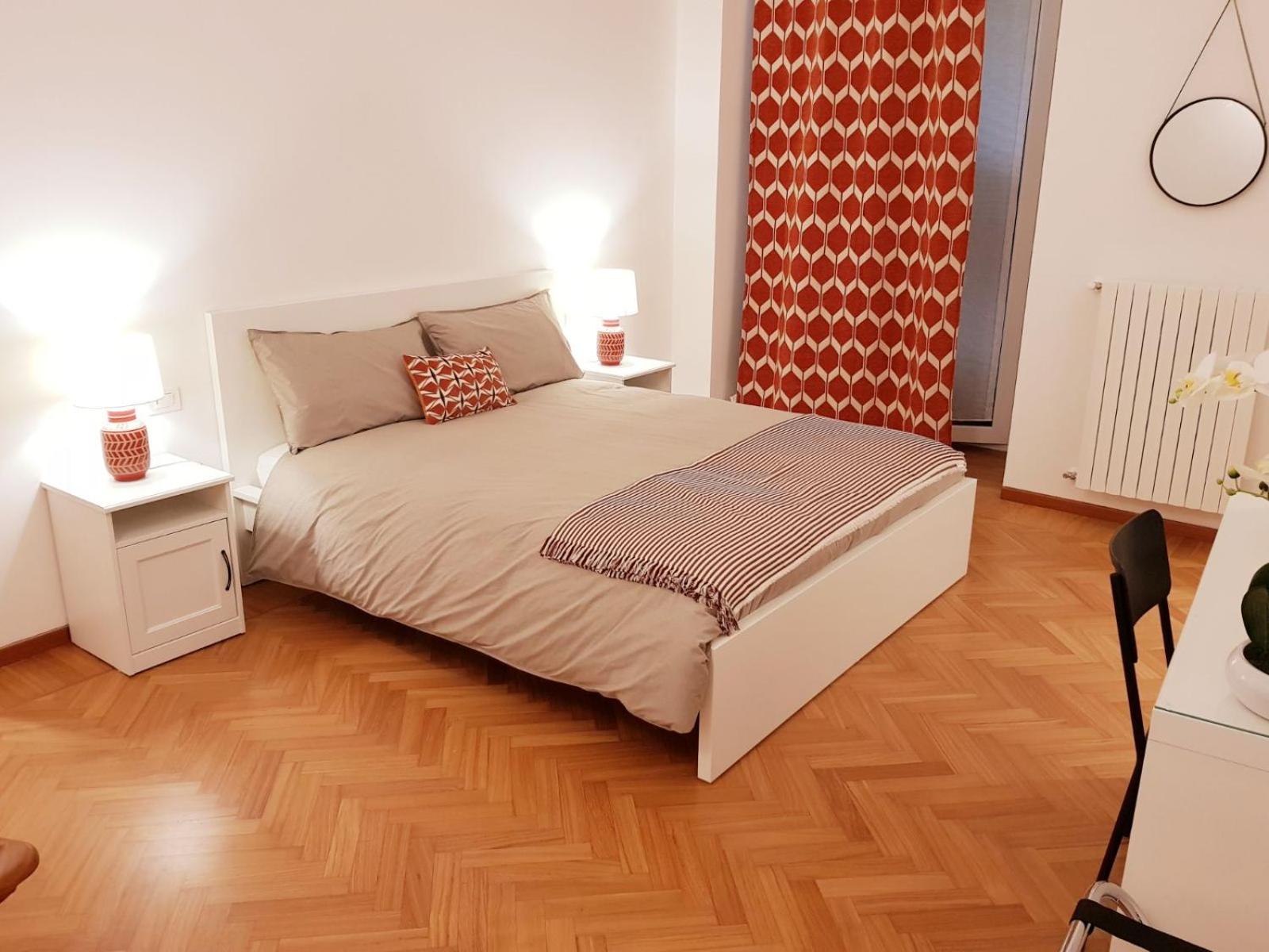 Deluxe Double Room with Balcony photo 3