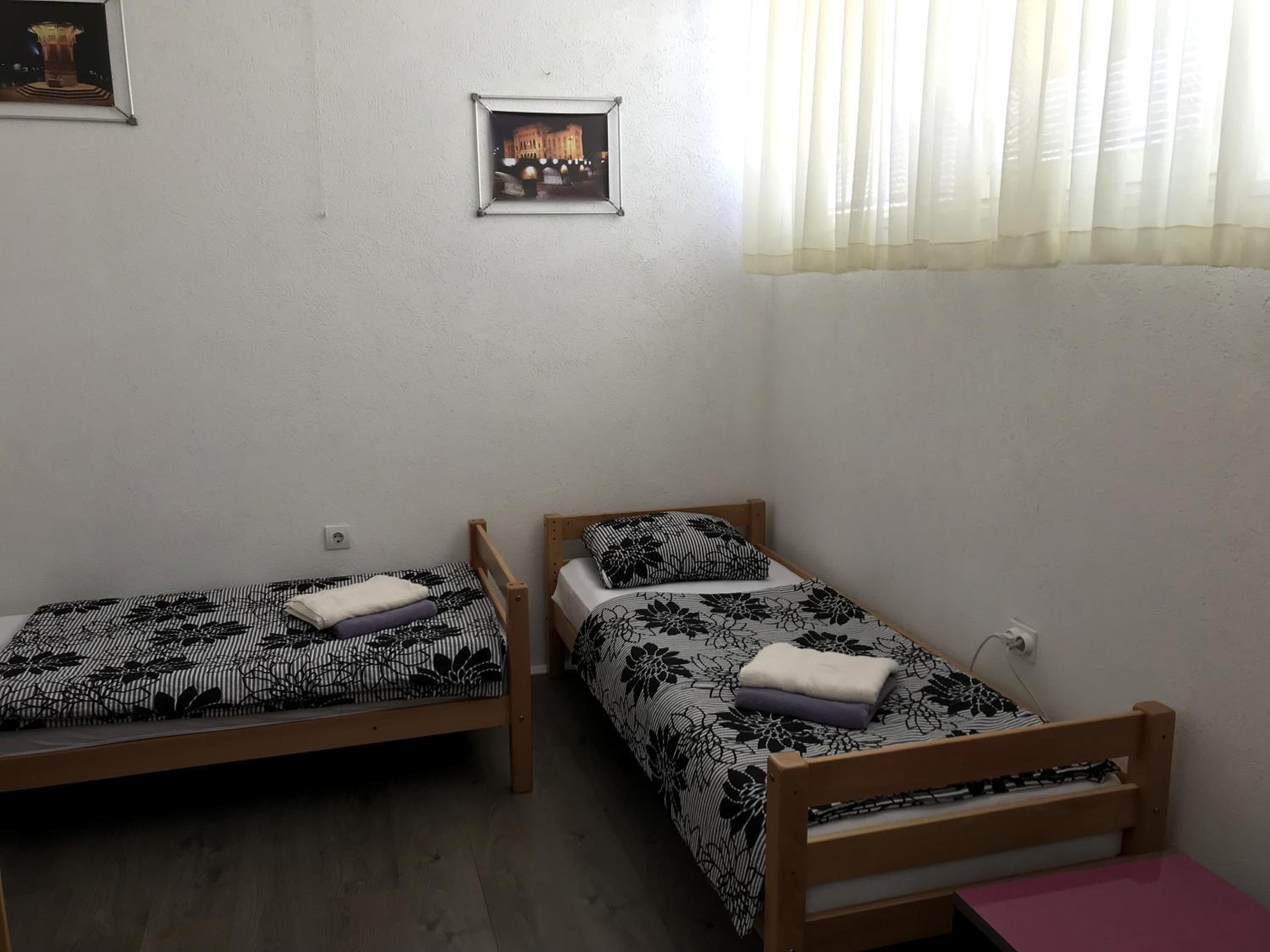 Double or Twin Room with Private Bathroom photo 2