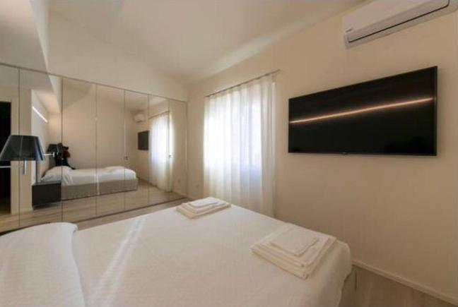 Two-Bedroom House photo 3