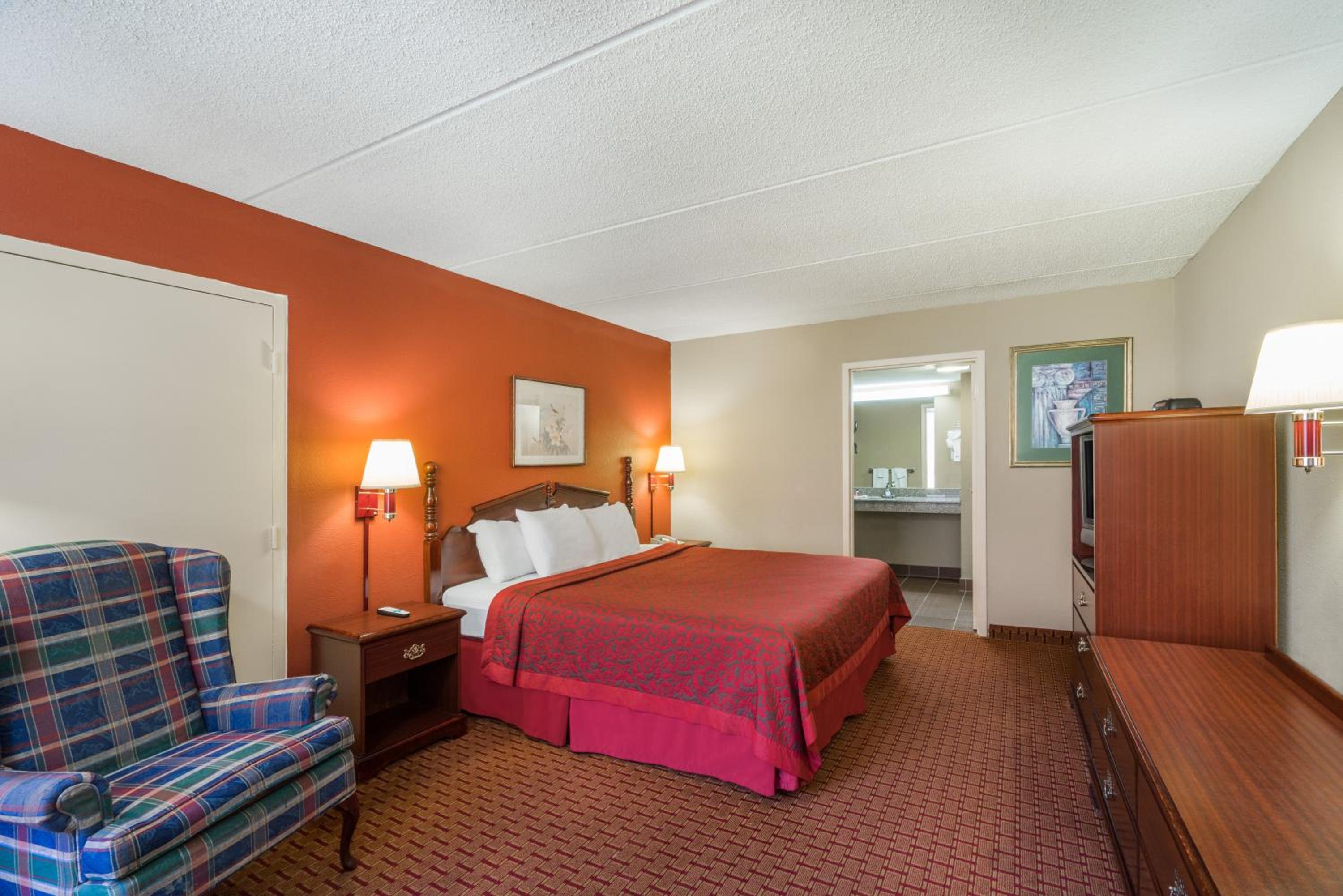 King Room - Disability Access/Non-Smoking - Photo 1