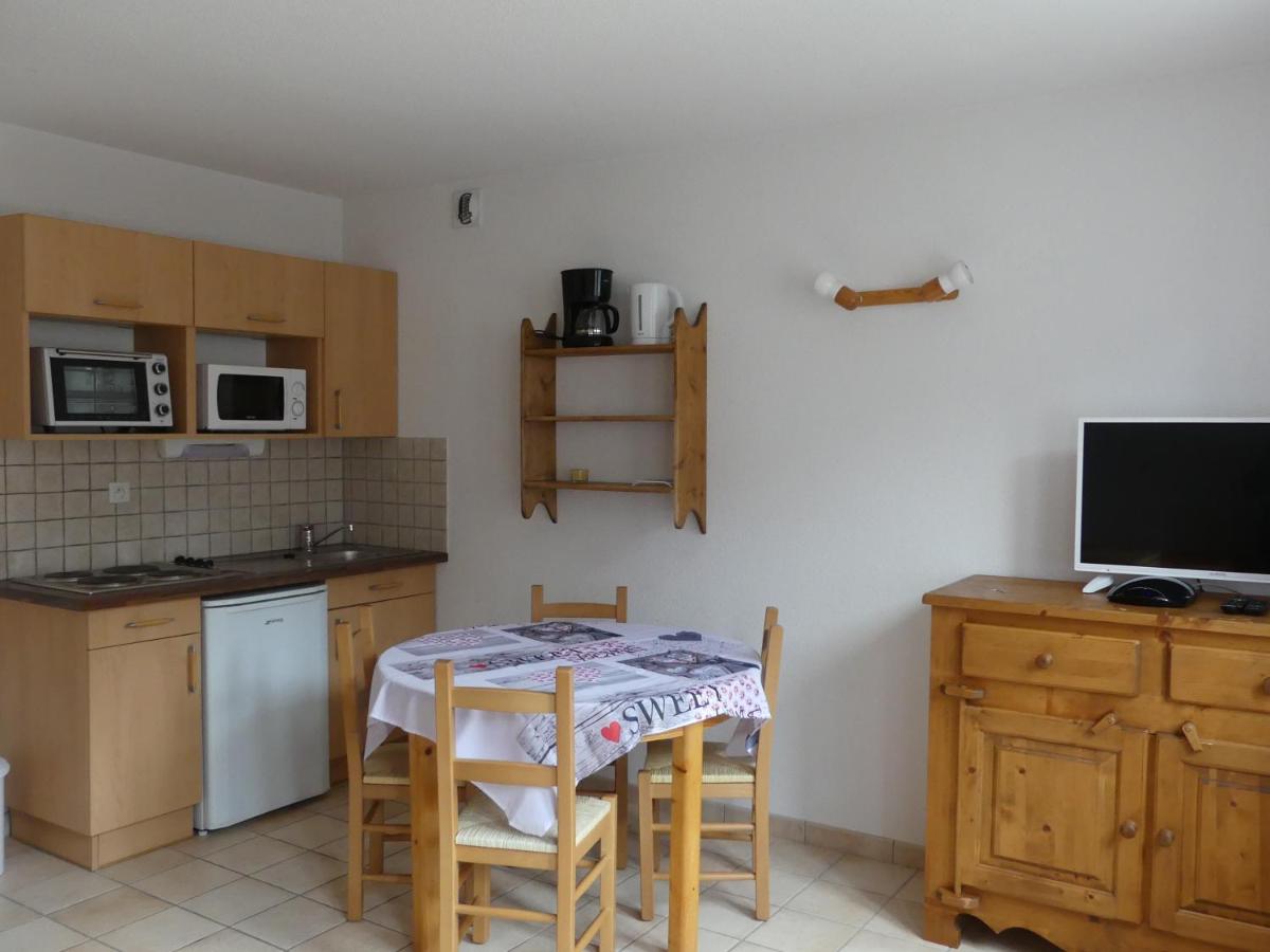Apartment with Mountain View photo 2