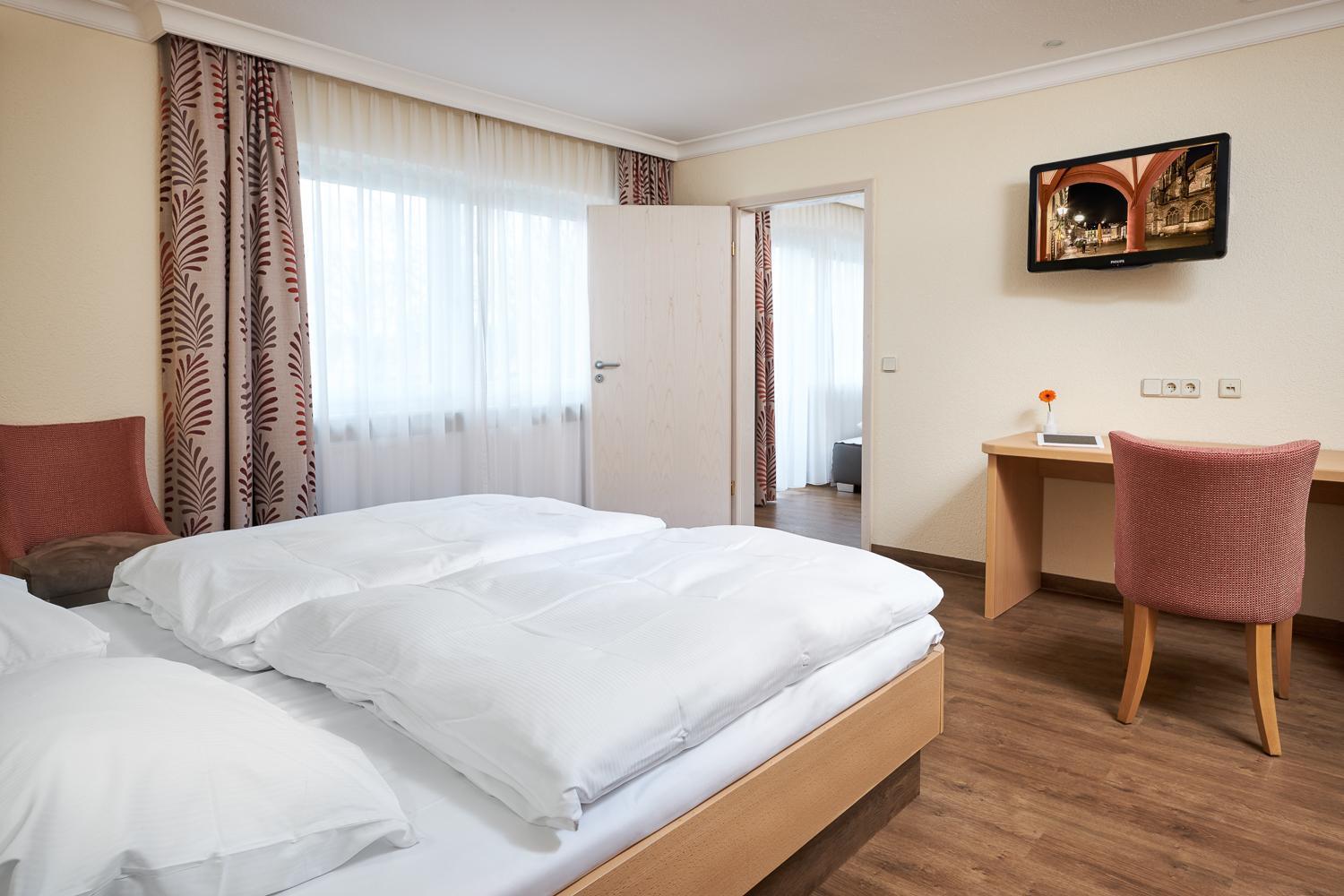 Double Room - Photo 5