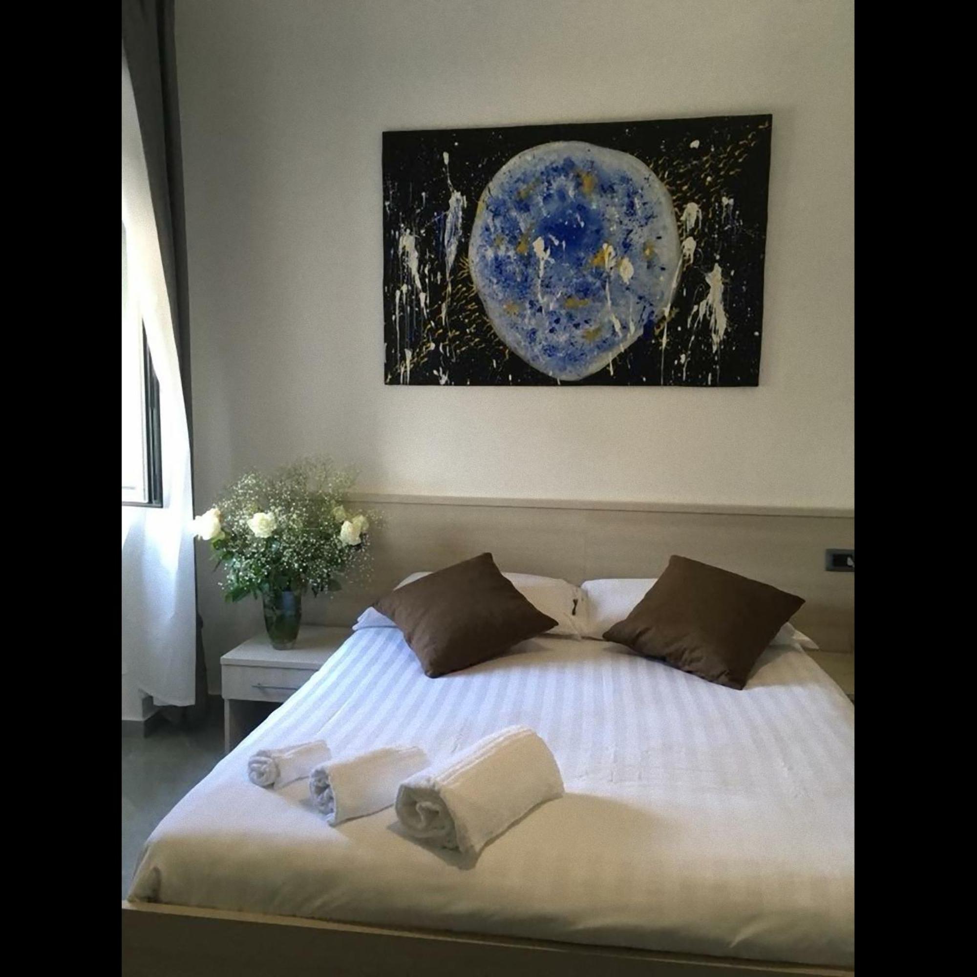 Deluxe Double Room with Extra Bed photo 1