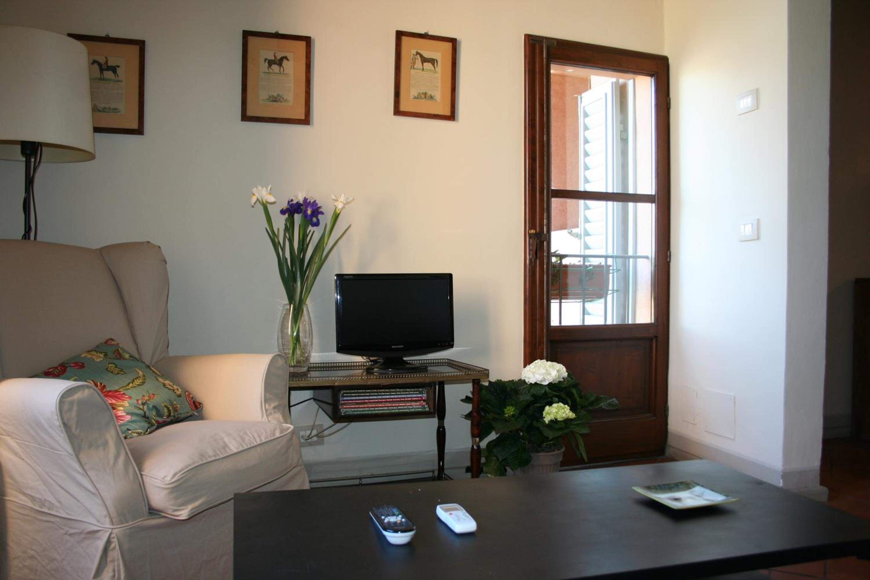 Two-Bedroom Apartment photo 3