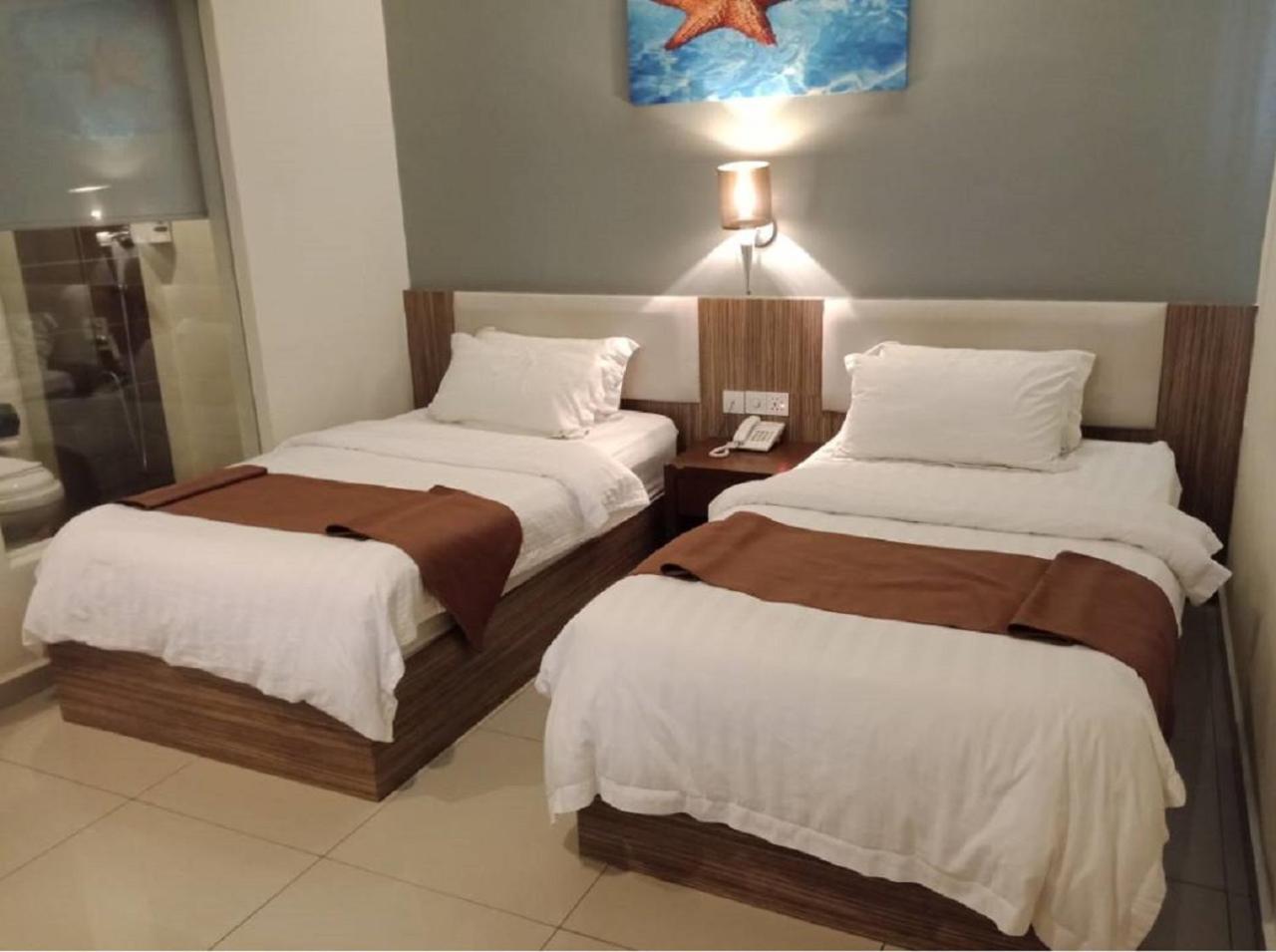Deluxe Double Room photo 3