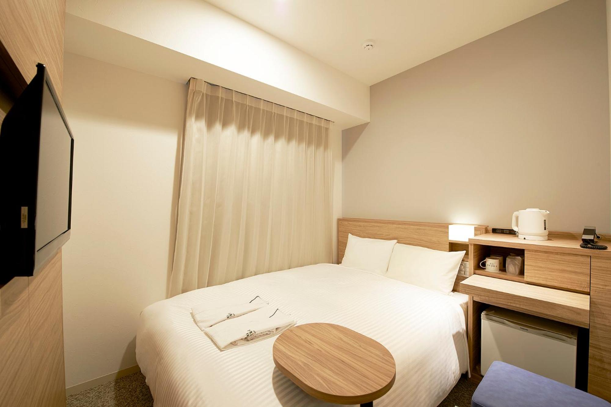 Double Room - Non-Smoking  photo 3