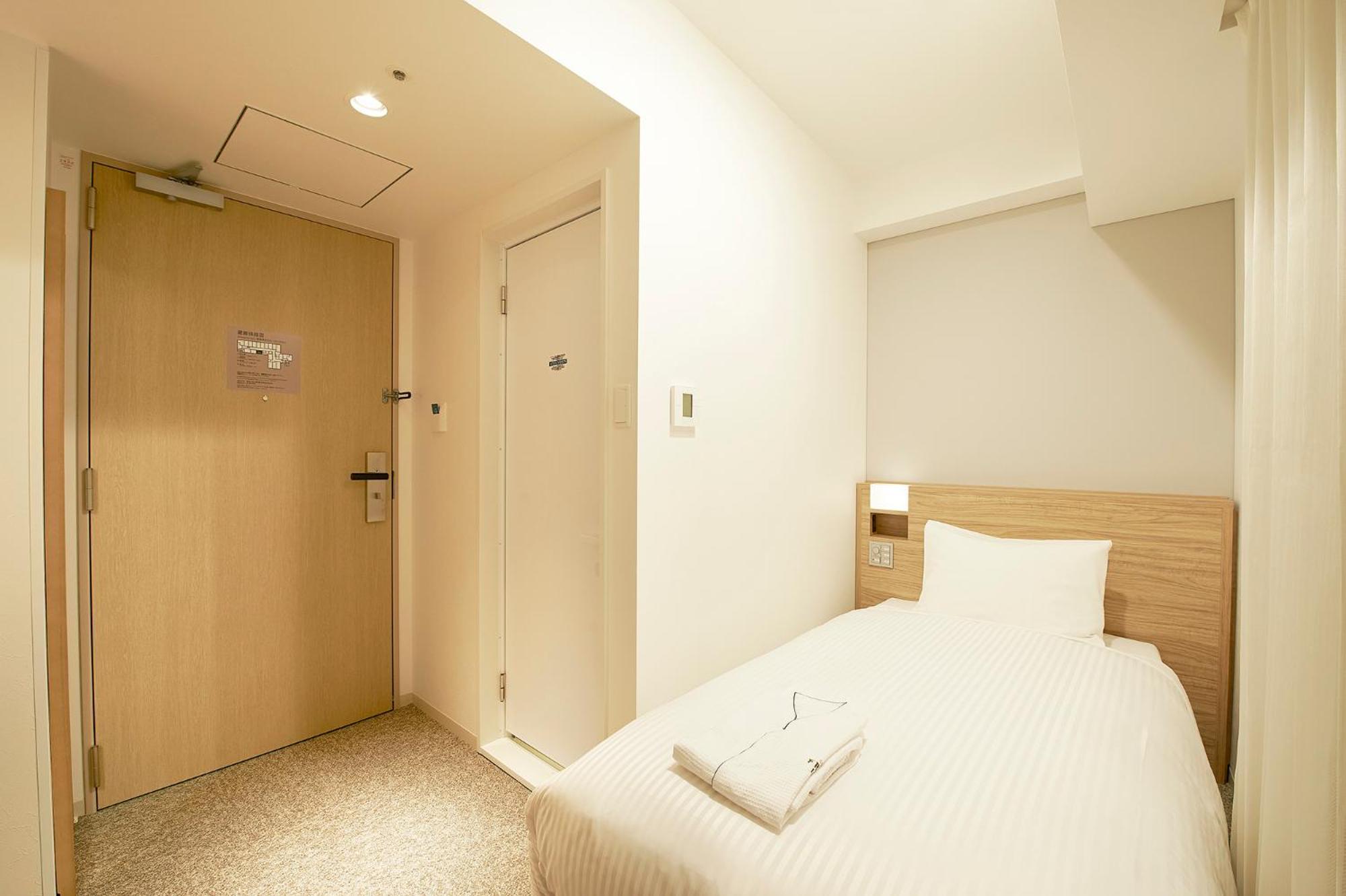Economy Single Room - Smoking