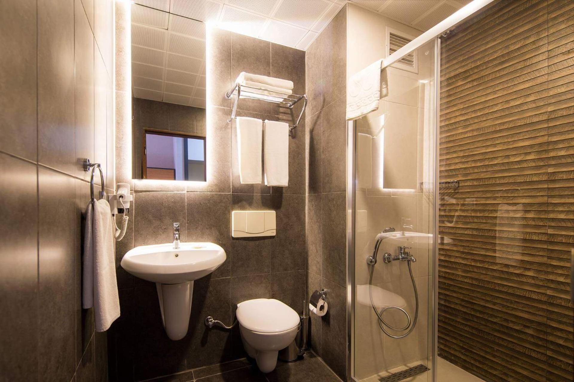 Standard Triple Room photo 3