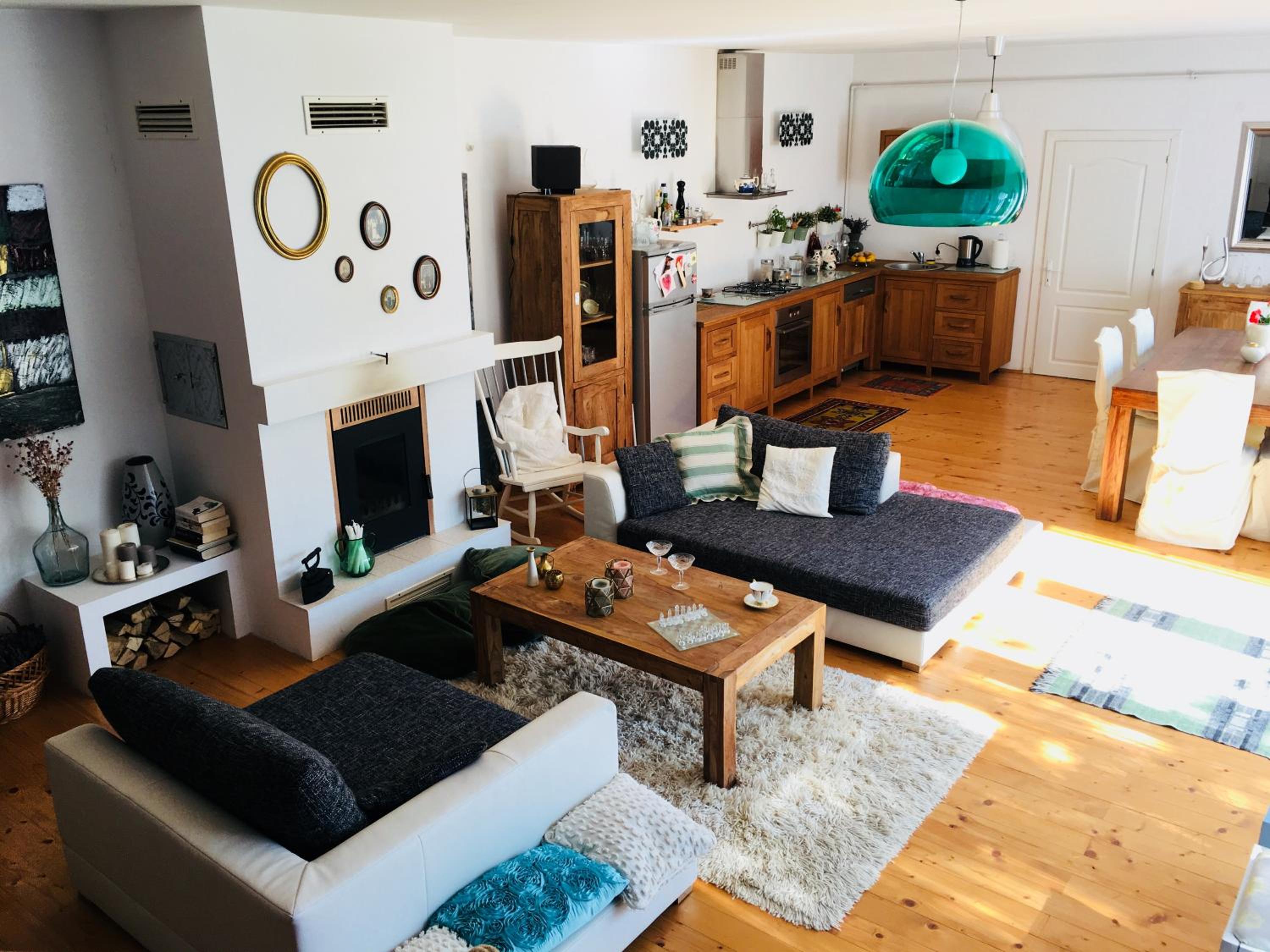 Apartment - Photo 1