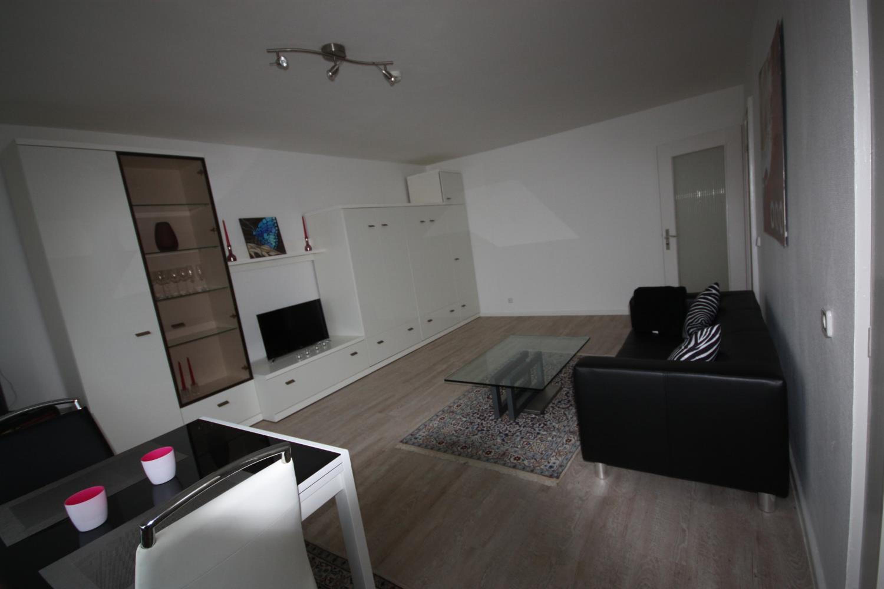 Apartment photo 3