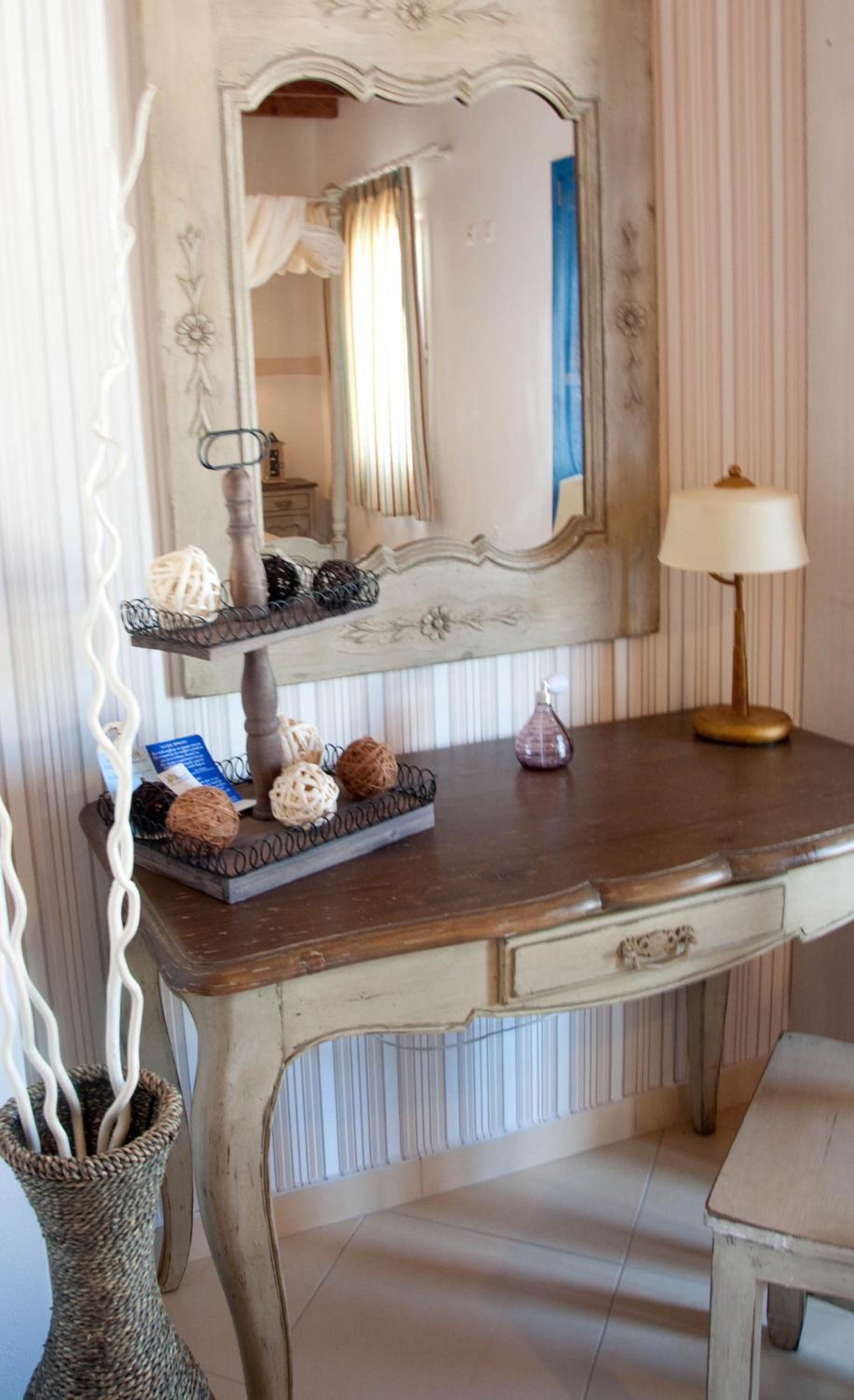 Studio with Sea View (2 Adults) - Photo 6