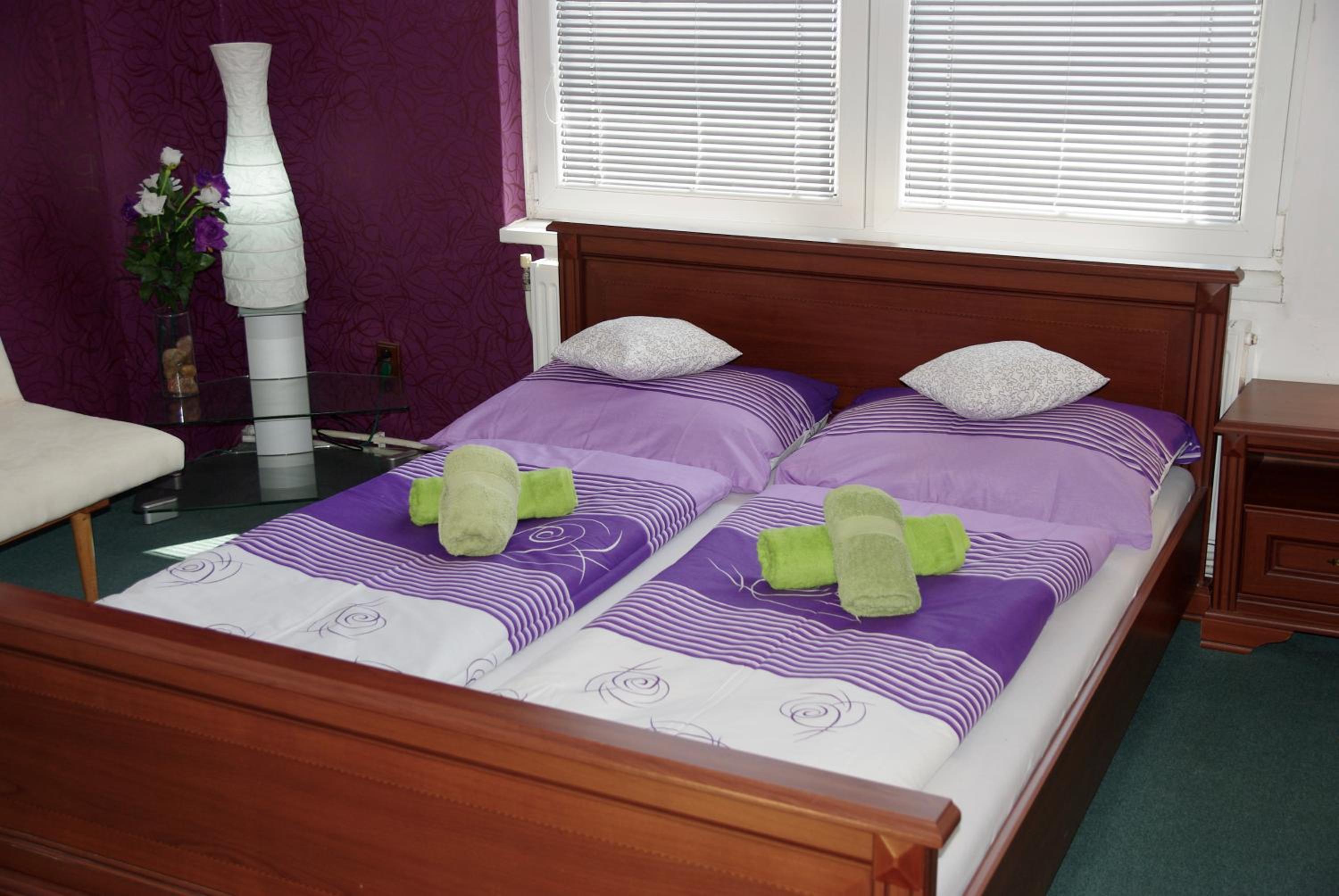 Double Room - Photo 3