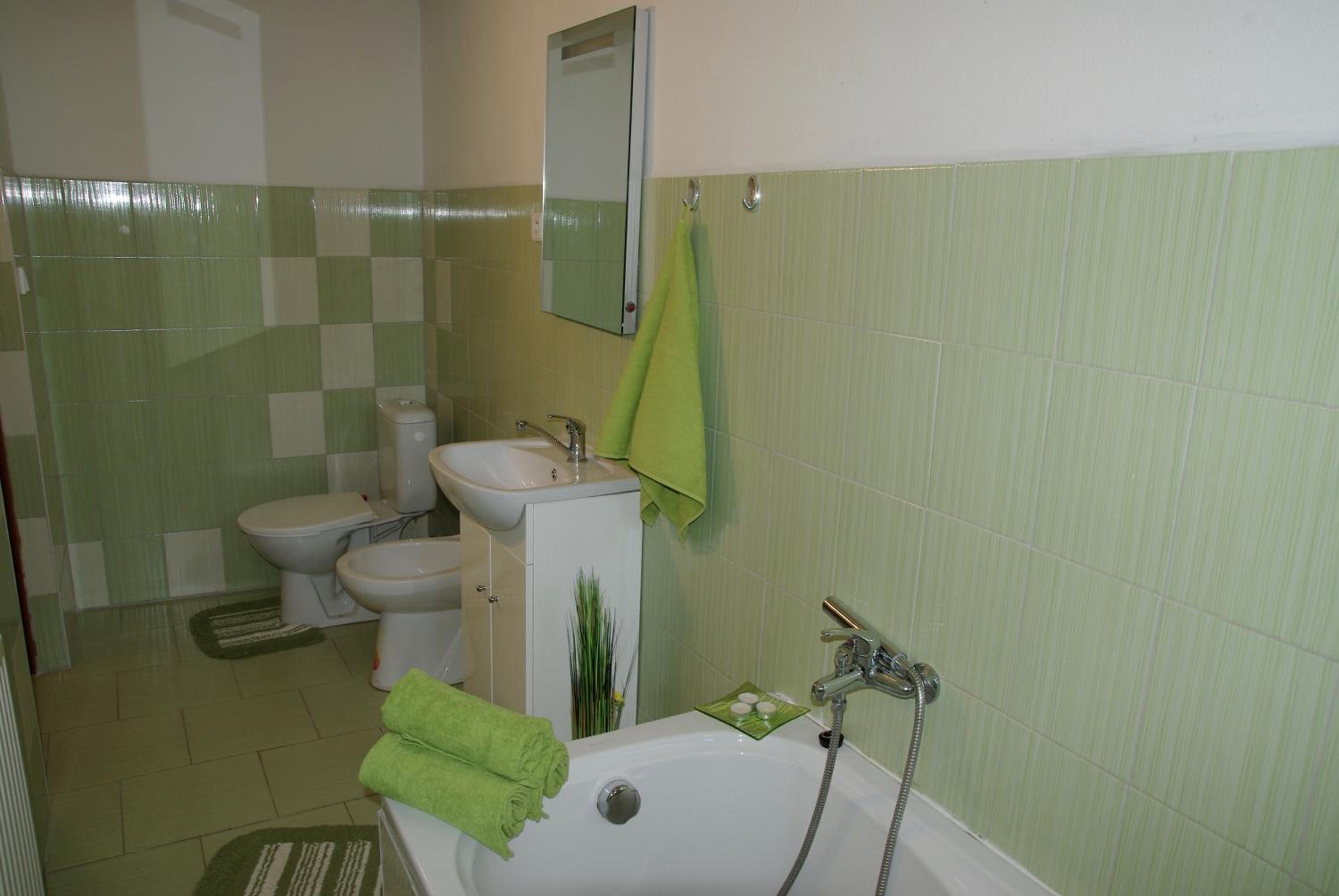 Double Room - Photo 10
