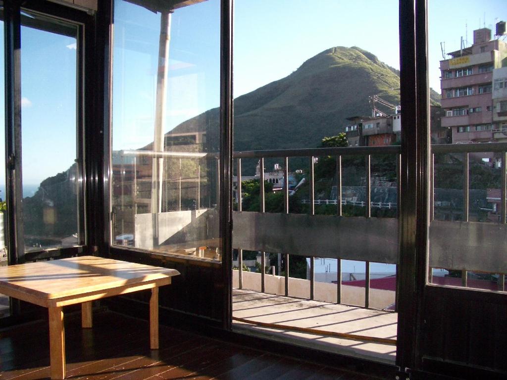 Quadruple Room with Mountain View photo 2