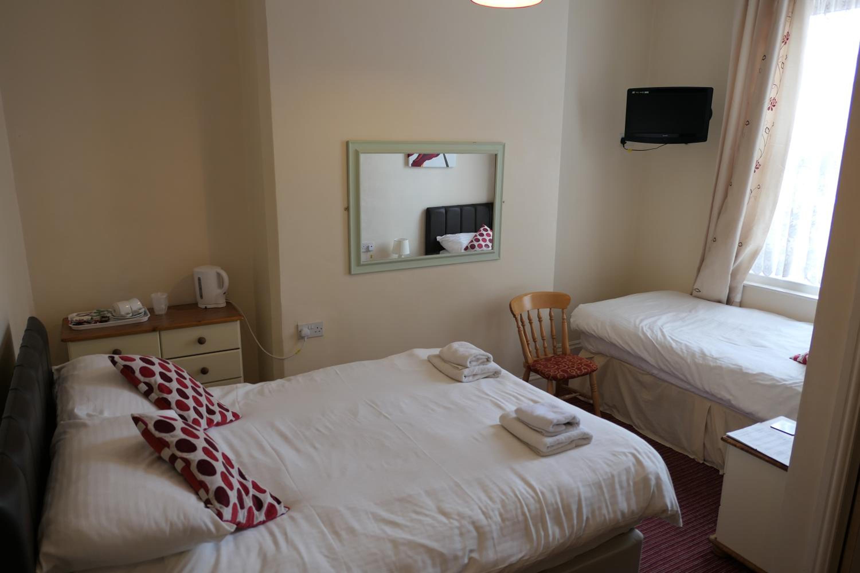 Twin Room photo 2