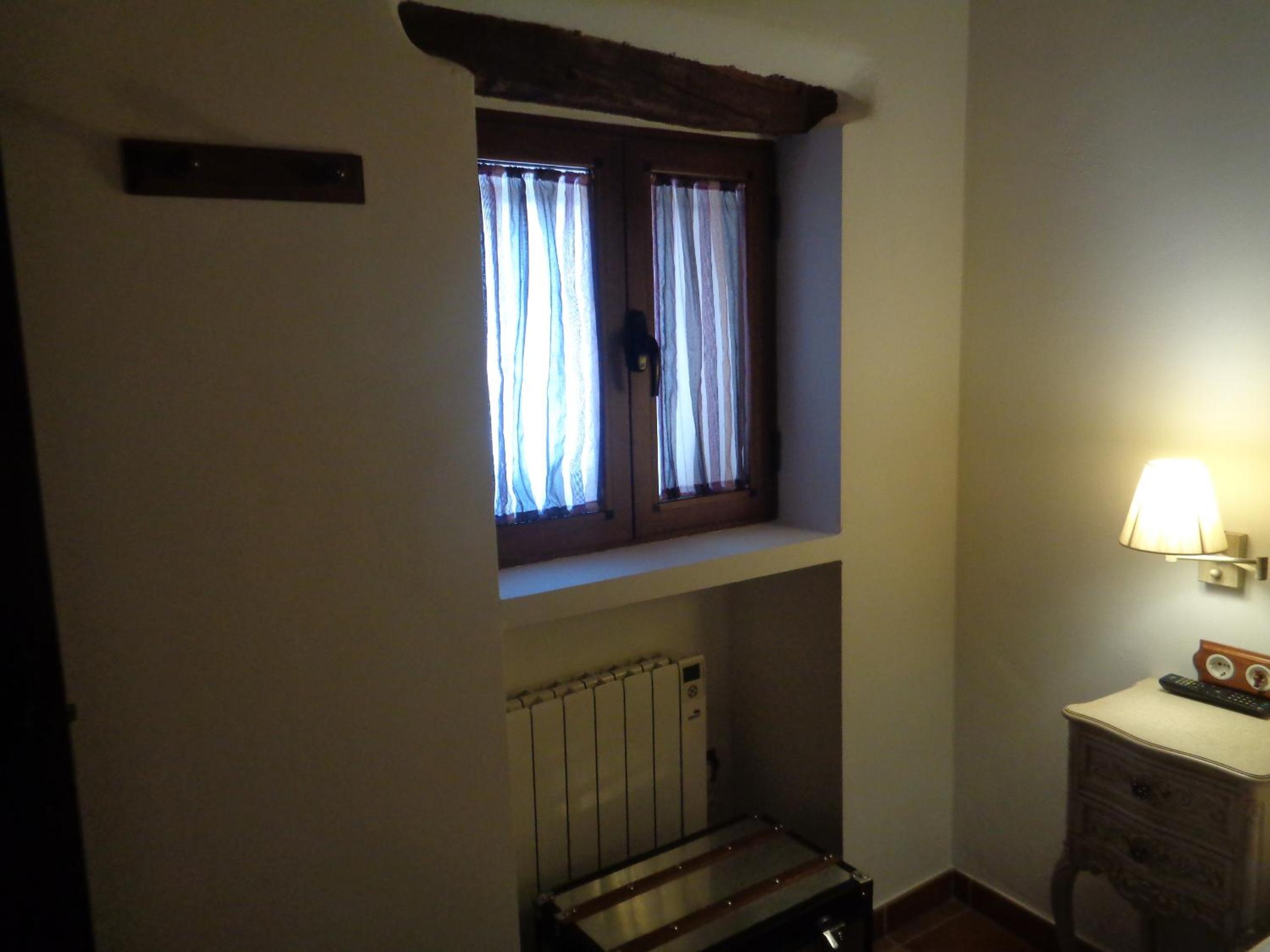 Three-Bedroom Townhouse - Photo 25