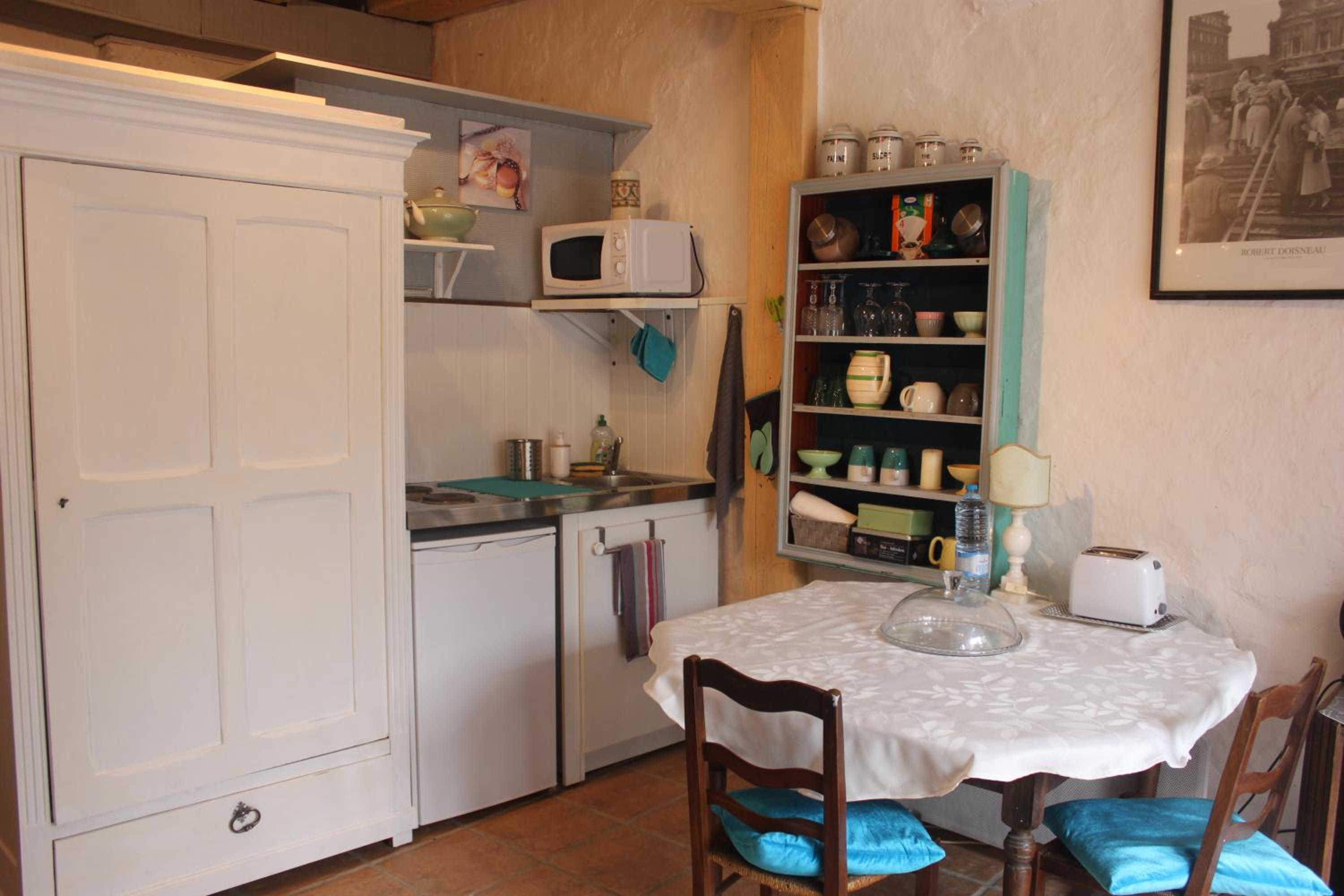 Studio Apartment