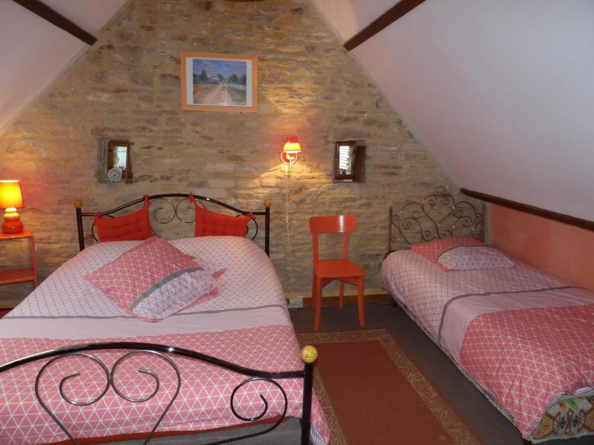 Triple Room with Bathroom photo 3