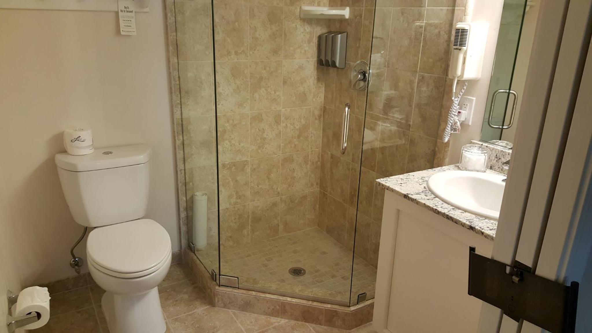 Deluxe King Room - Photo 3