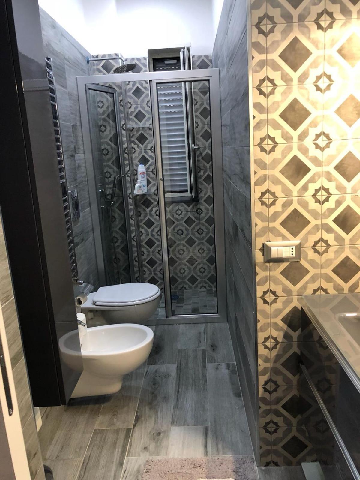 Double Room with Private External Bathroom photo 2