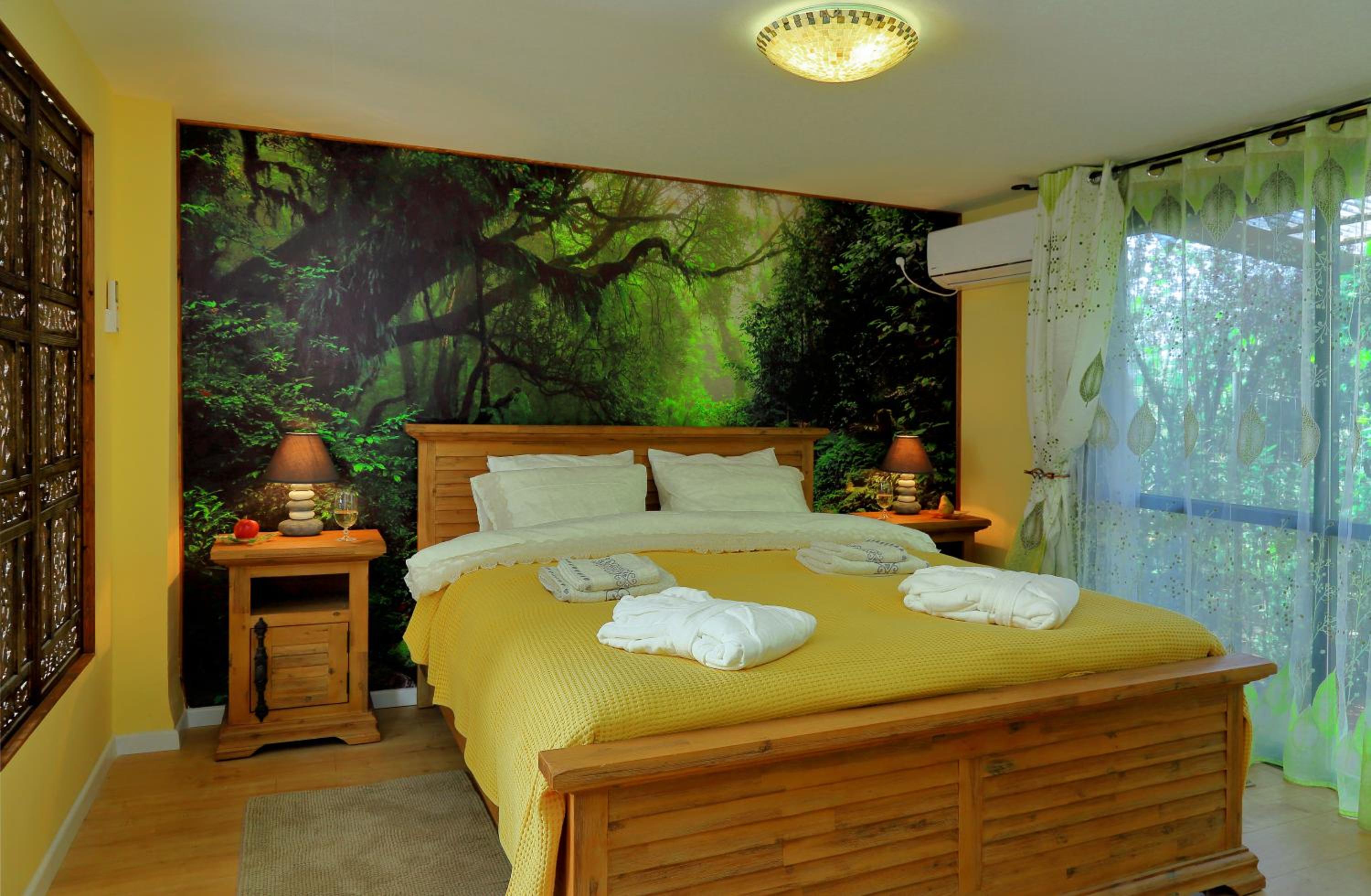 Deluxe Double Room with Extra Bed - Photo 1