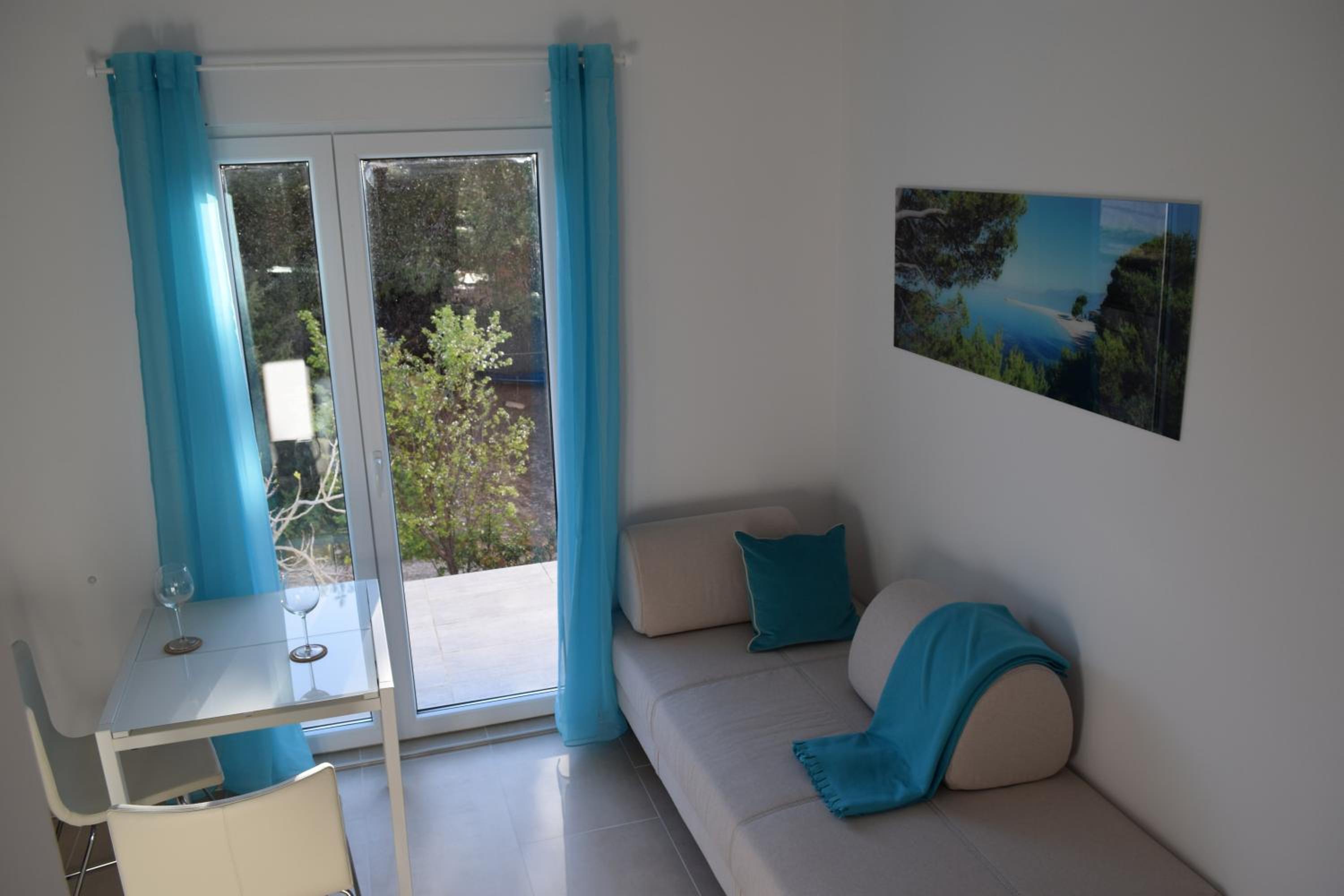 Studio Apartment with Sea View photo 1