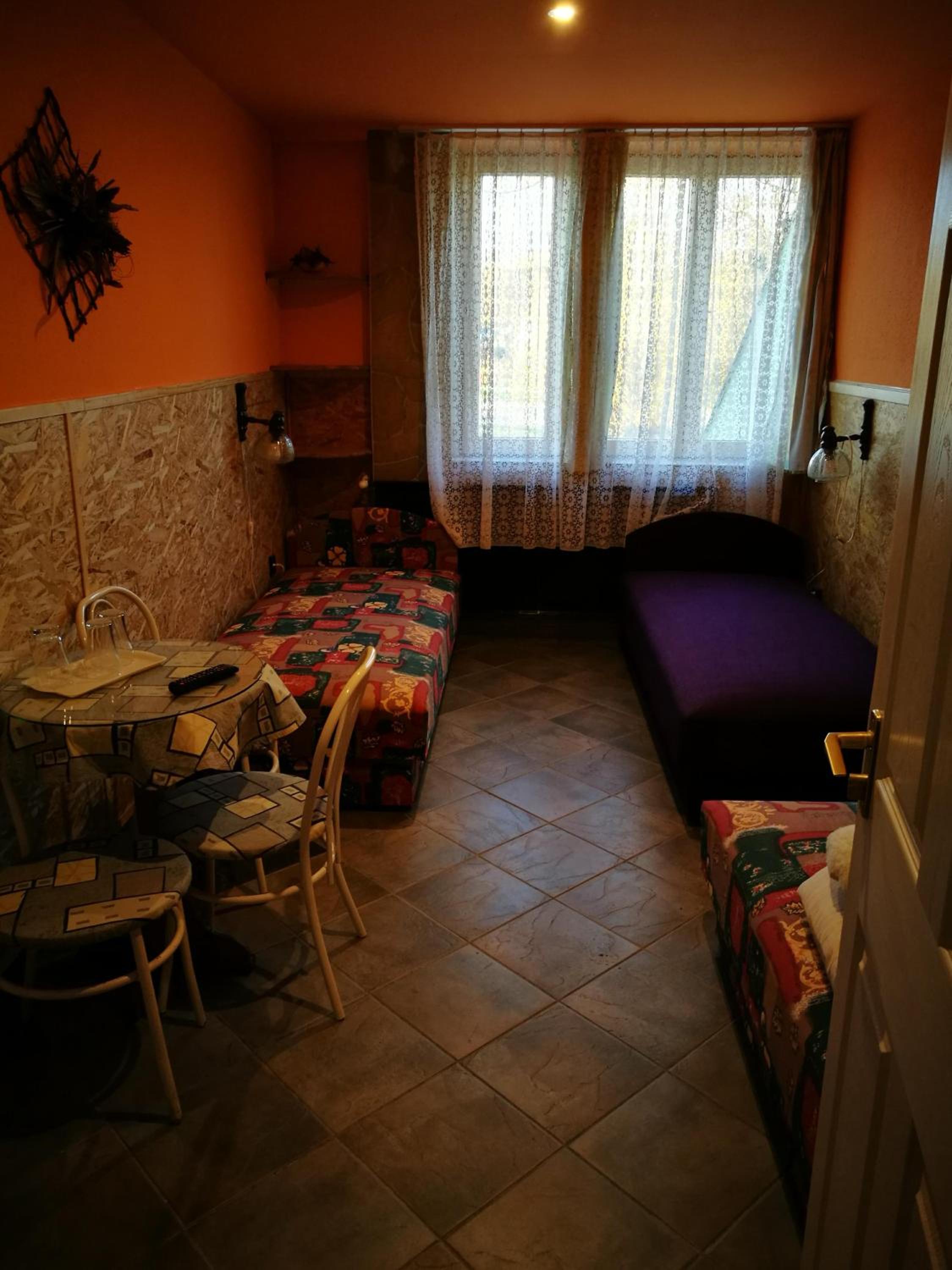 Basic Triple Room - Photo 7