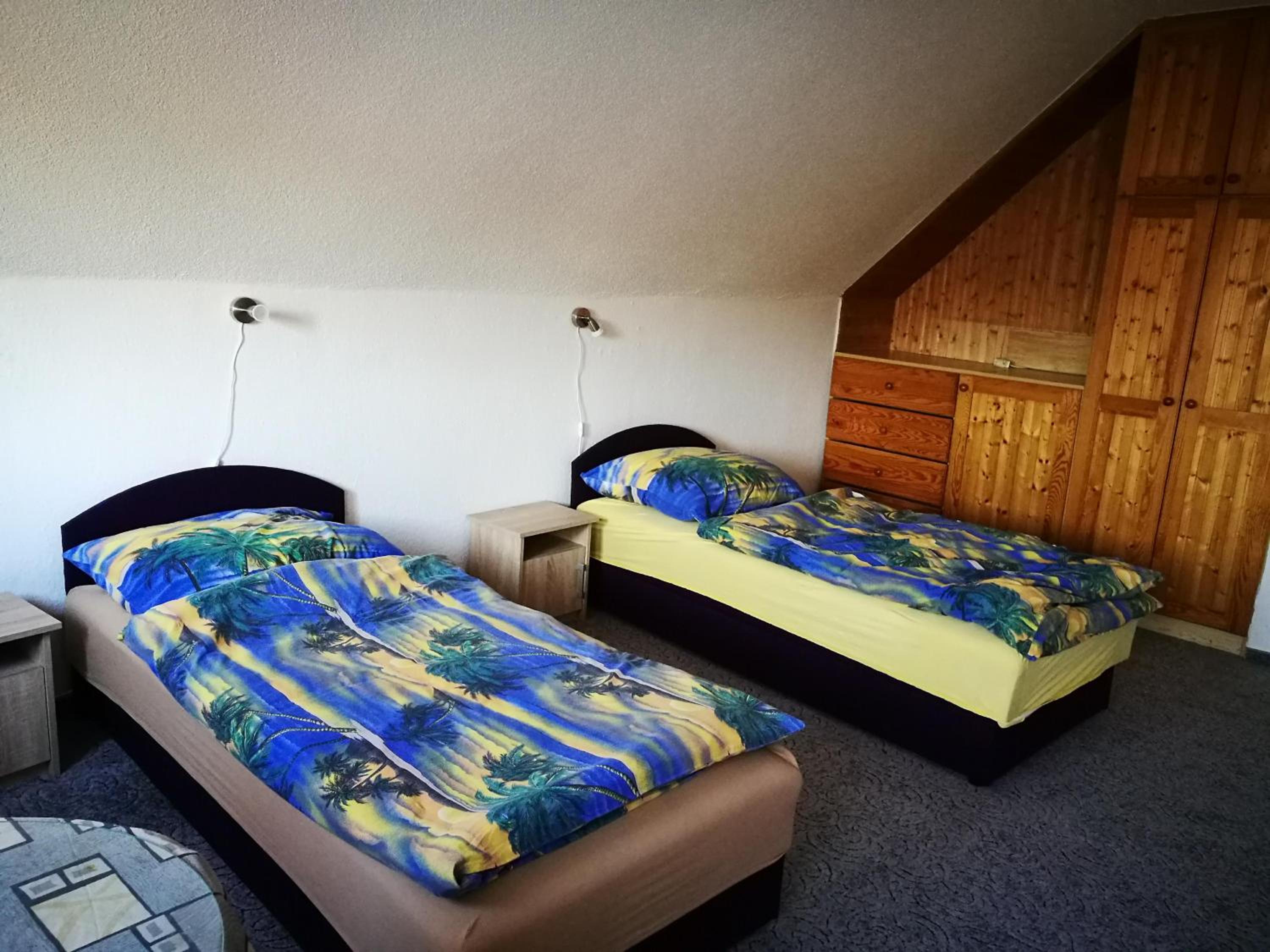 Basic Triple Room - Photo 6