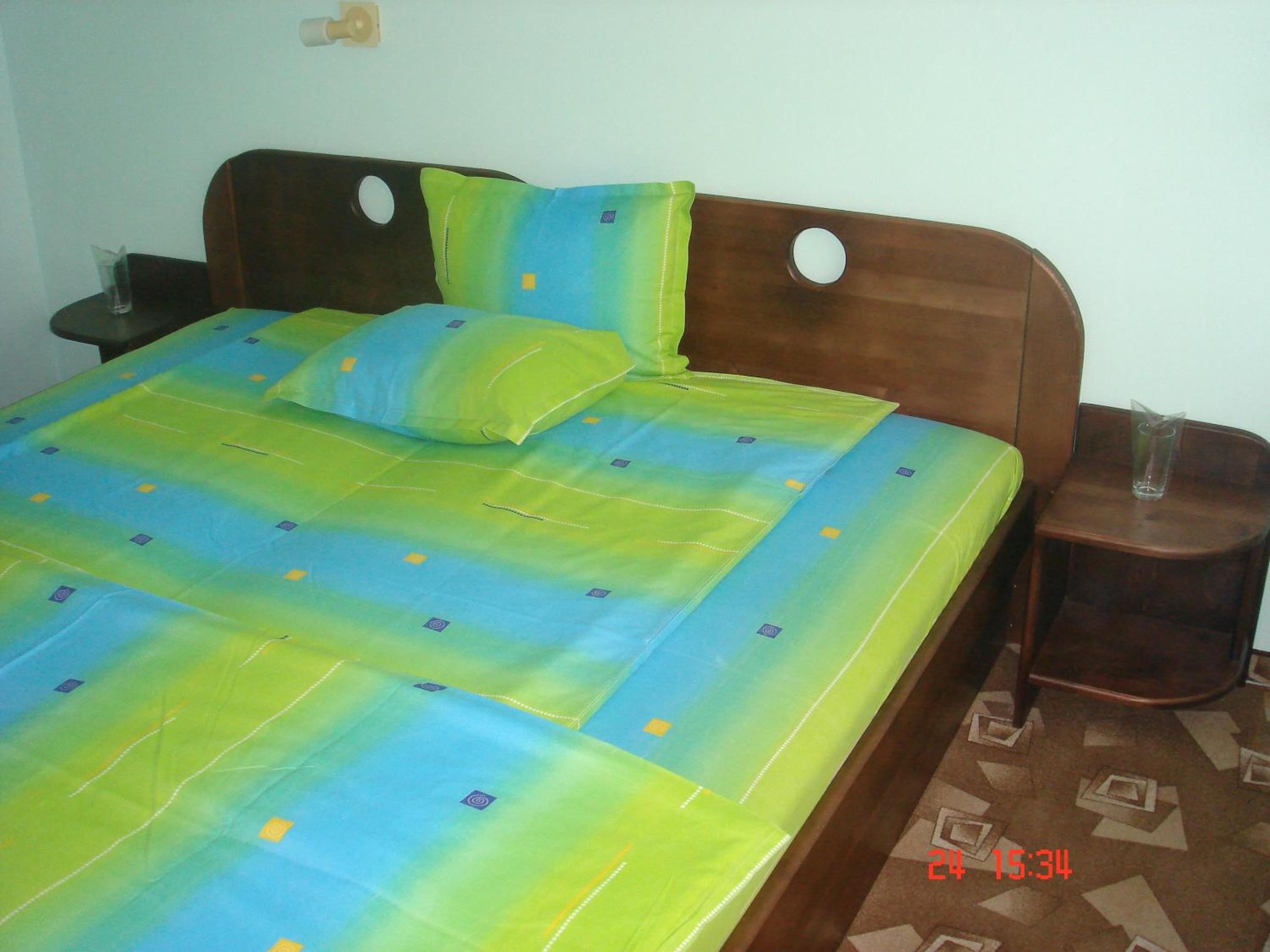 Double or Twin Room with Balcony - Photo 4