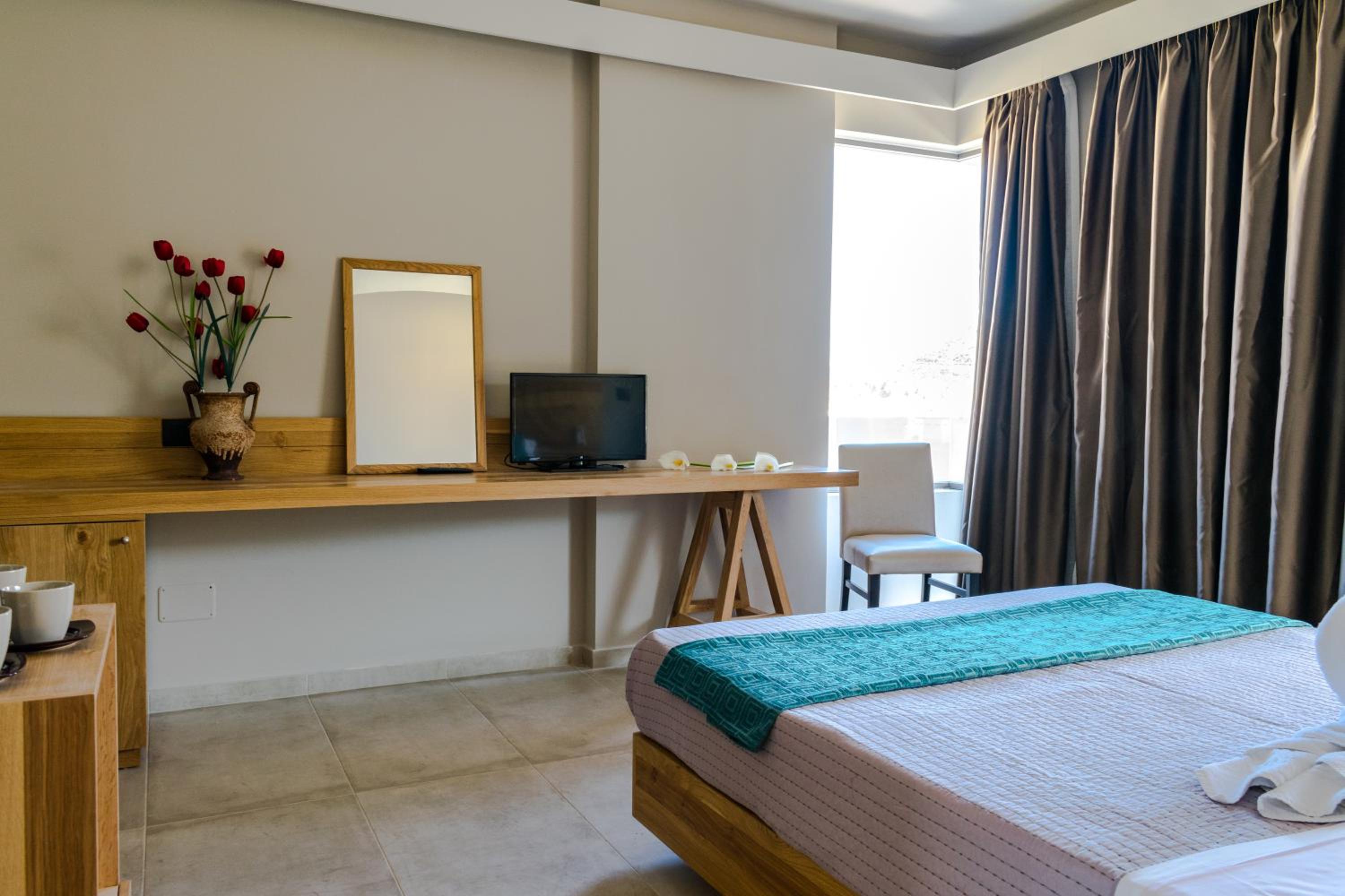 Double Room with Sea View - Photo 2