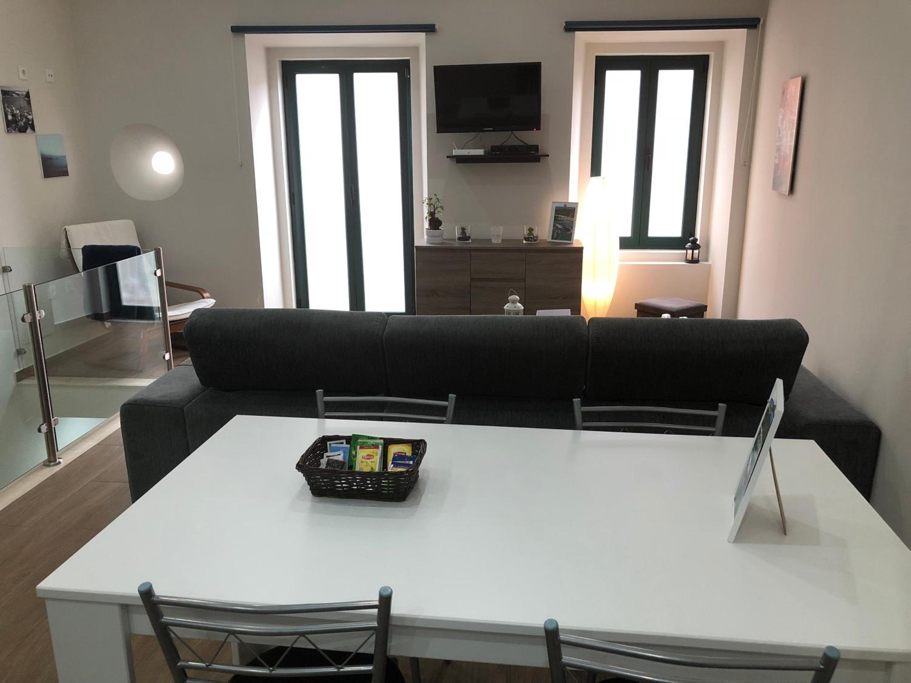 One-Bedroom Apartment - Photo 9