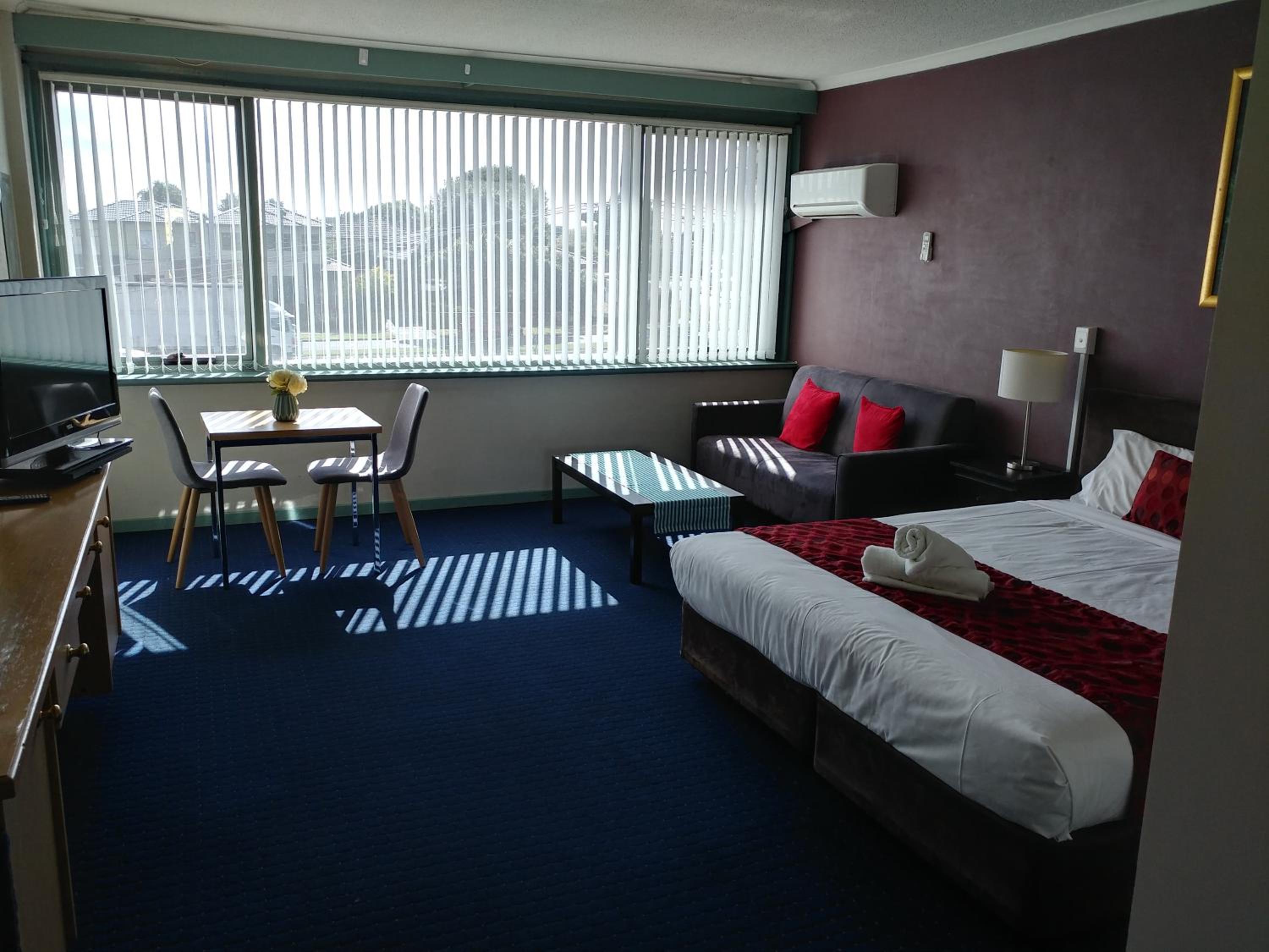 King Room with Spa Bath