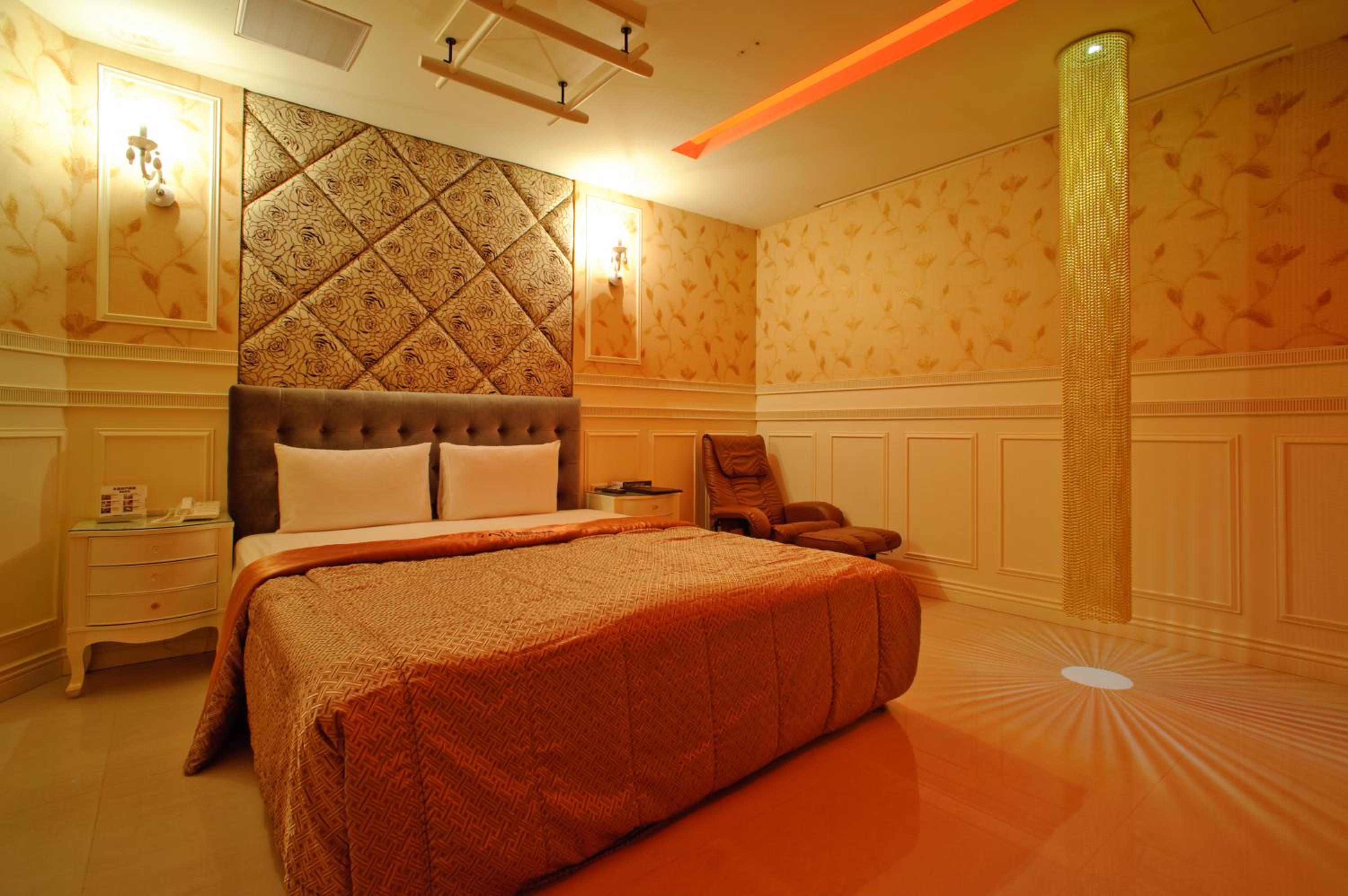 Deluxe Queen Room photo 2