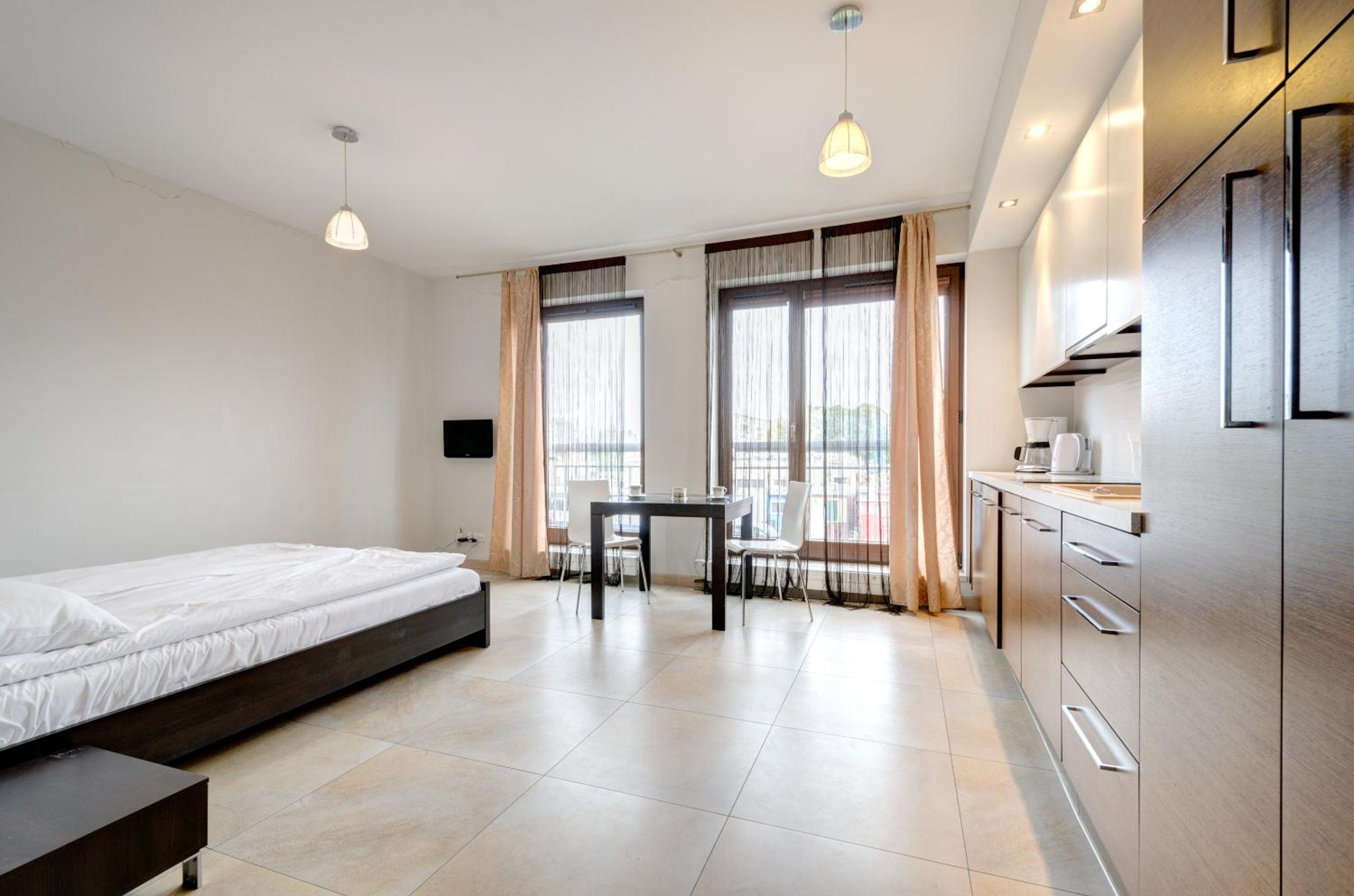 Studio Apartment (2 Adults) - Photo 1