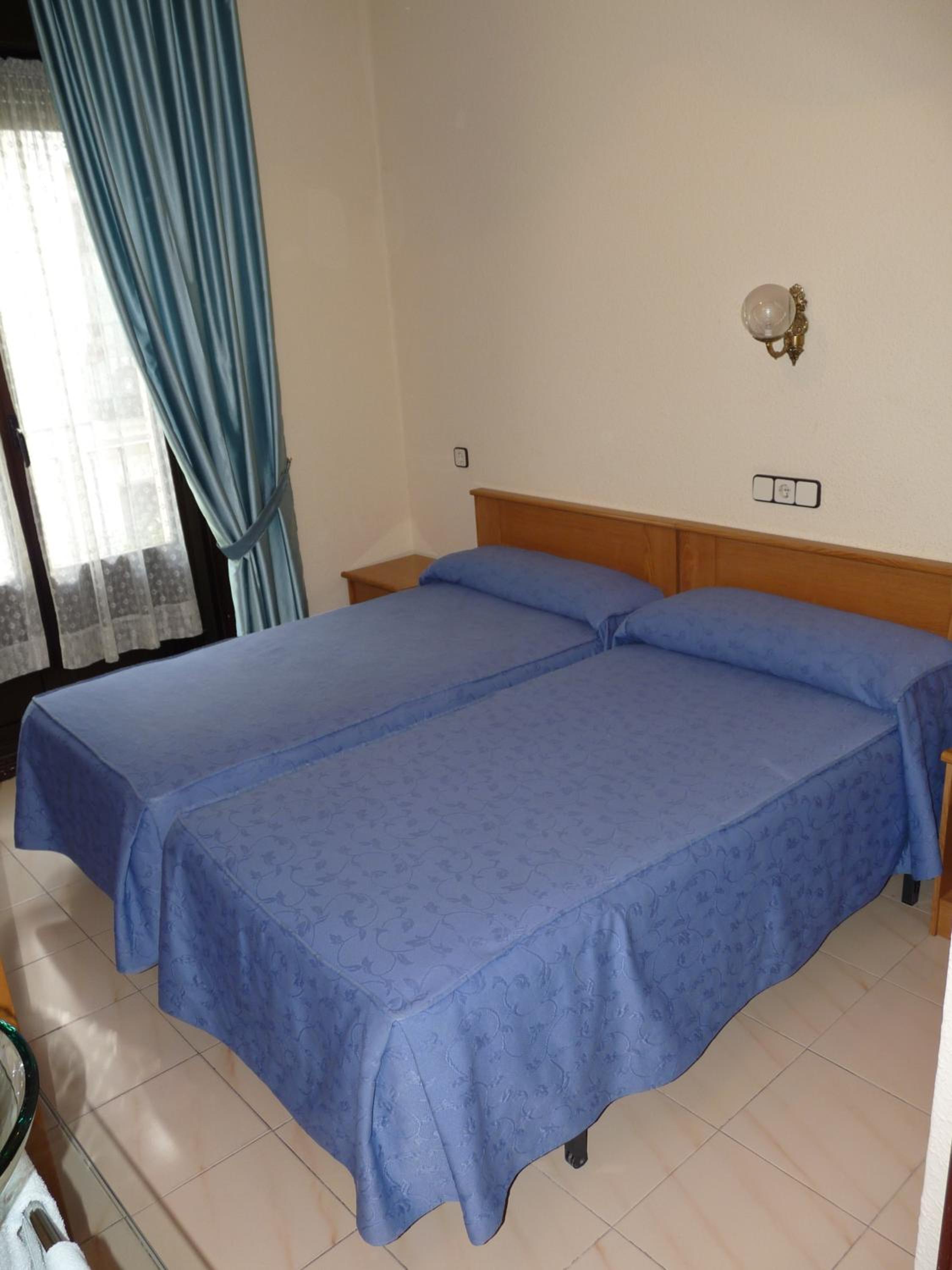 Habitación Doble o con Dos Camas