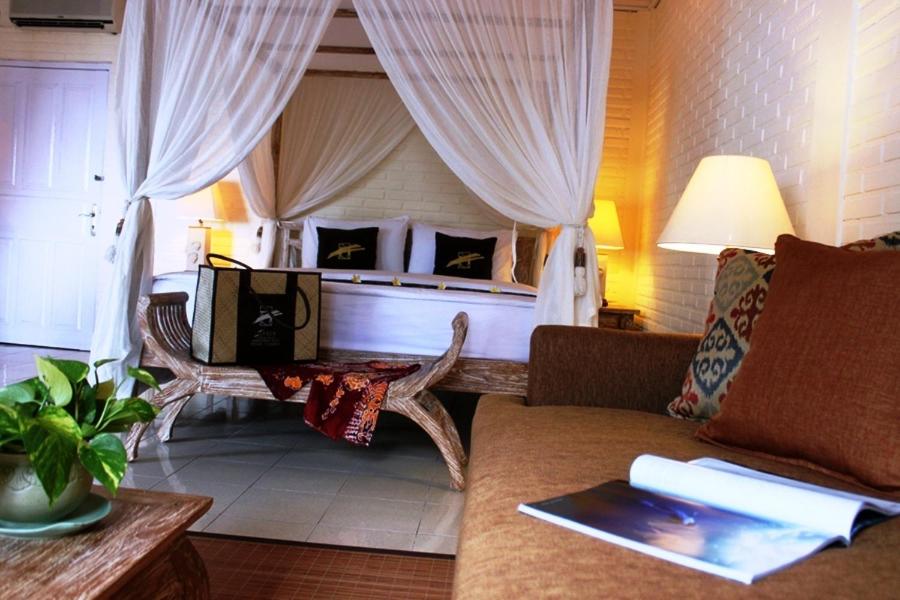 Deluxe Double or Twin Room with Sea View - Photo 15