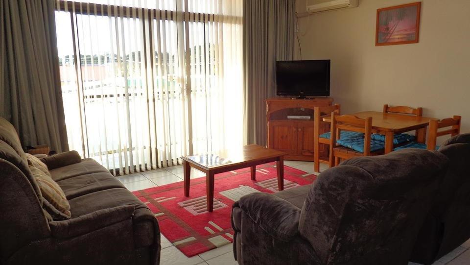 Deluxe Two-Bedroom Apartment