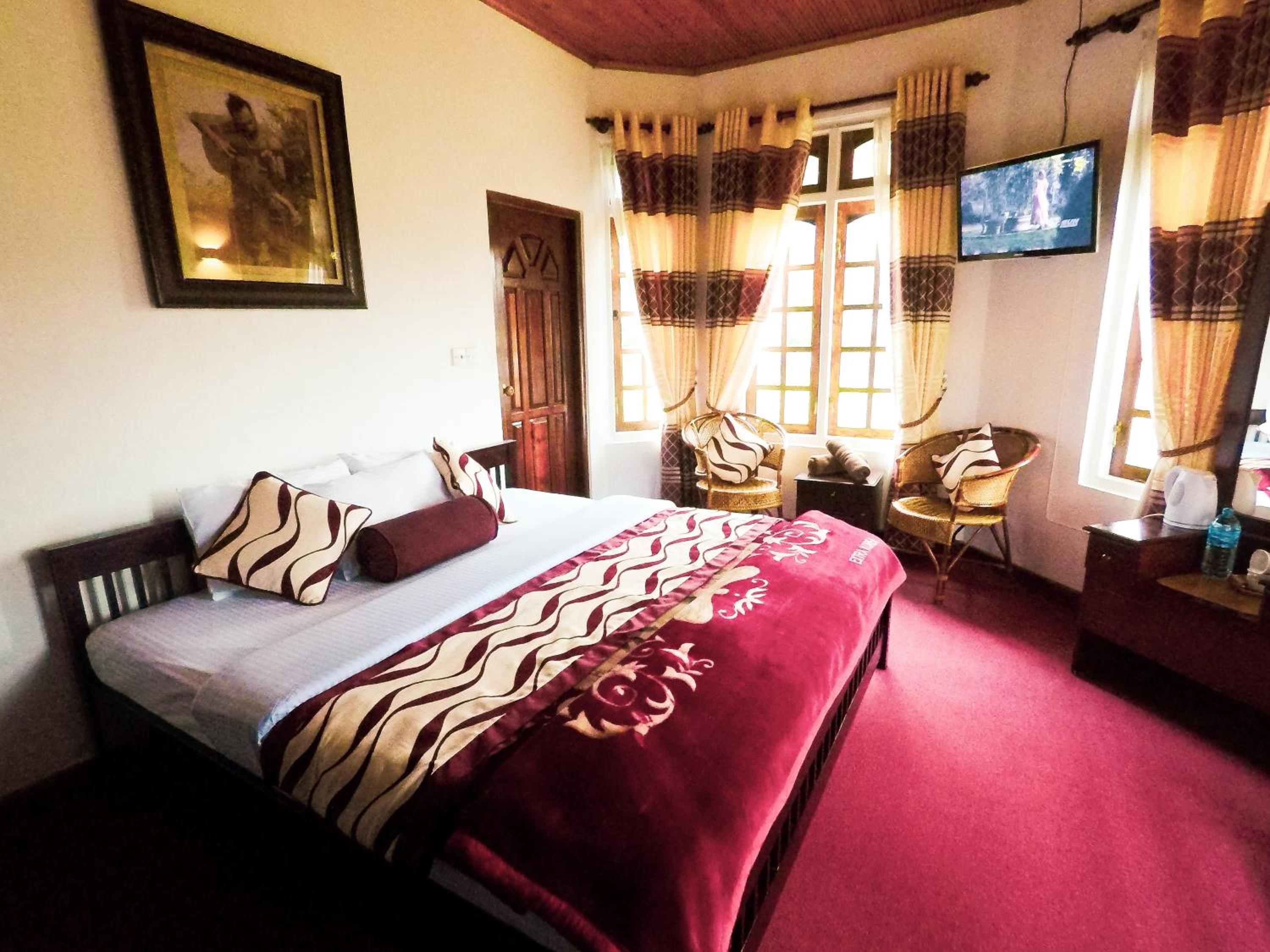 Suite with Mountain View photo 3